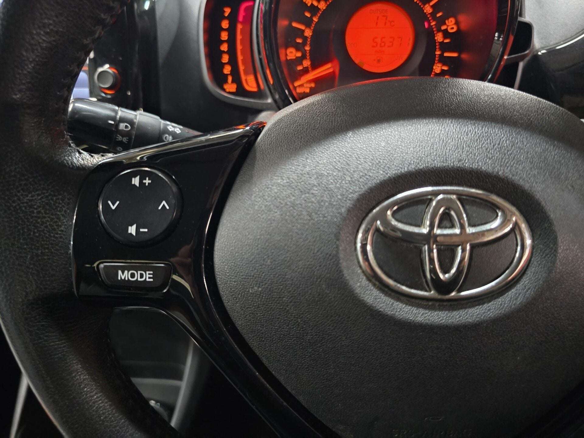 2015 TOYOTA AYGO 2015 TOYOTA AYGO