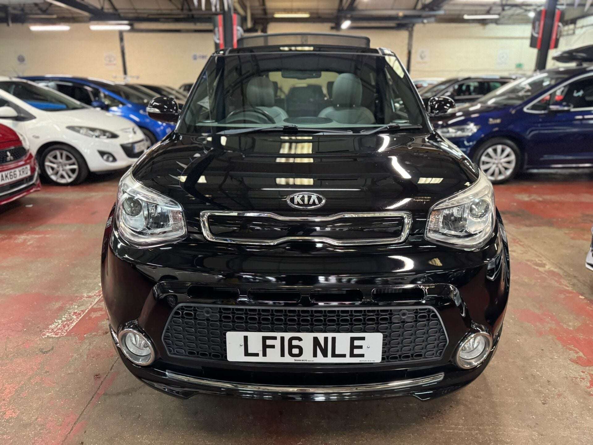 A 2016 KIA SOUL CRDI MAXX A 2016 KIA SOUL CRDI MAXX