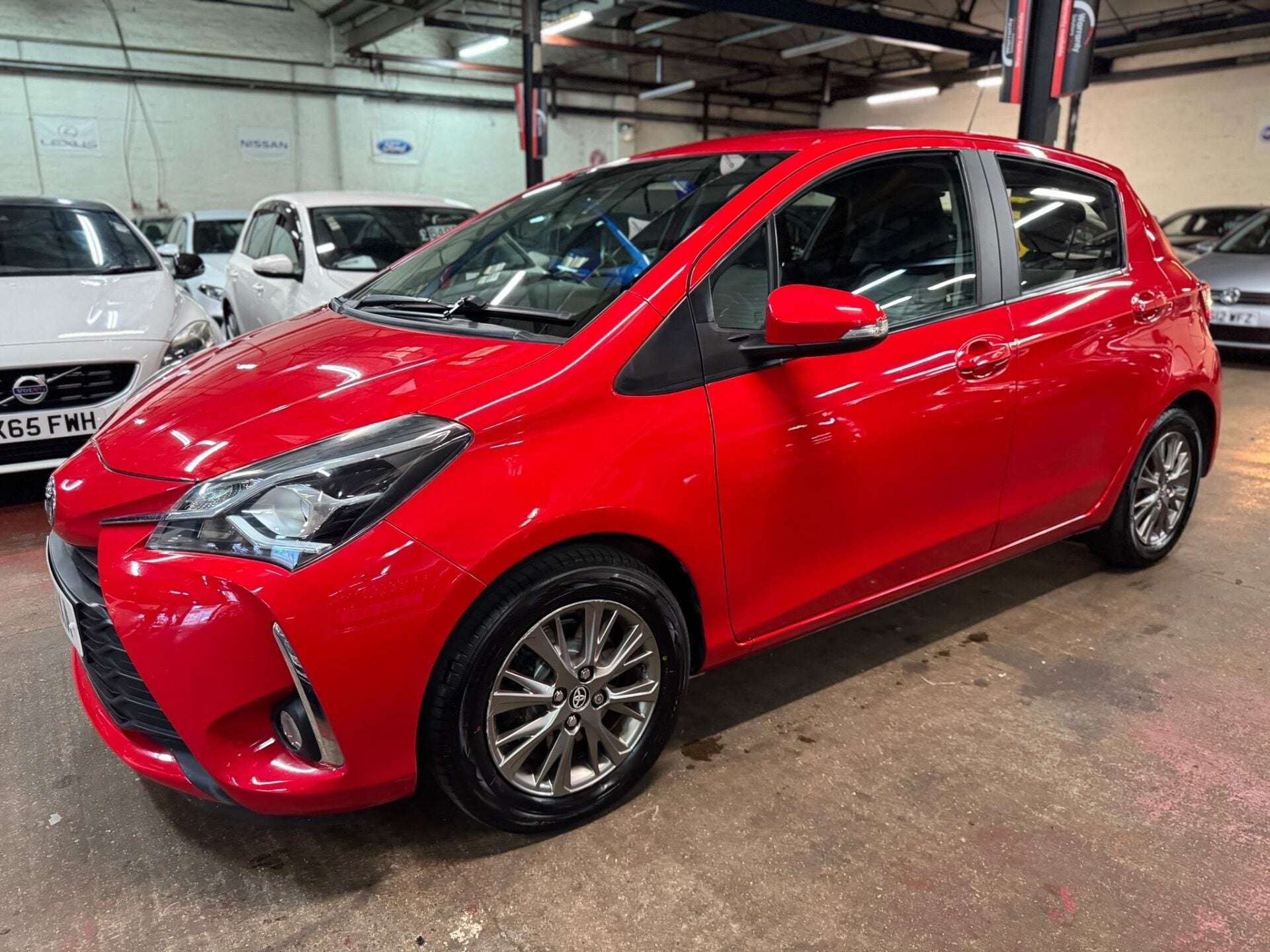 A 2017 TOYOTA YARIS VVT-I ICON A 2017 TOYOTA YARIS VVT-I ICON