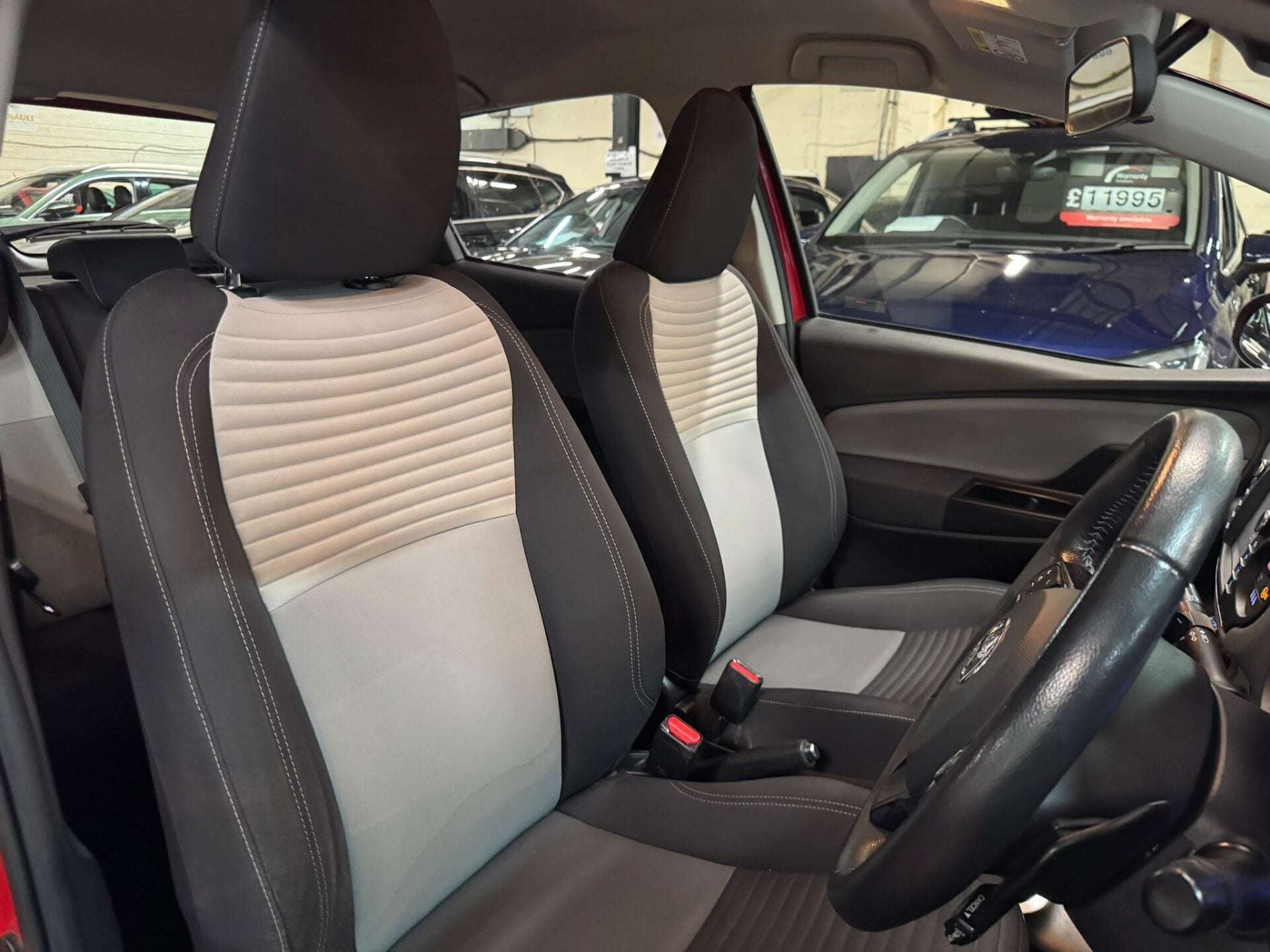 2017 TOYOTA YARIS 2017 TOYOTA YARIS
