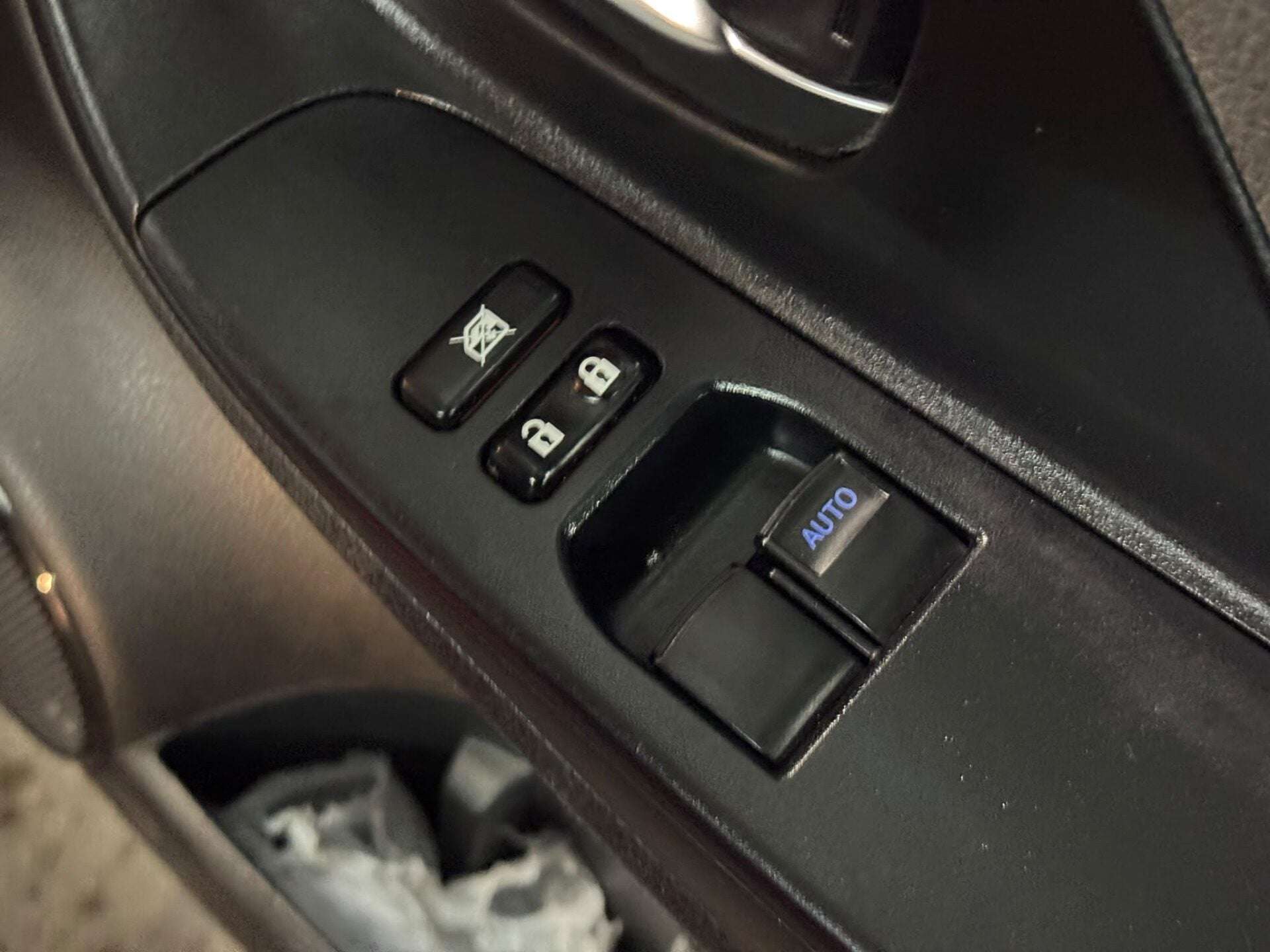 2017 TOYOTA YARIS 2017 TOYOTA YARIS