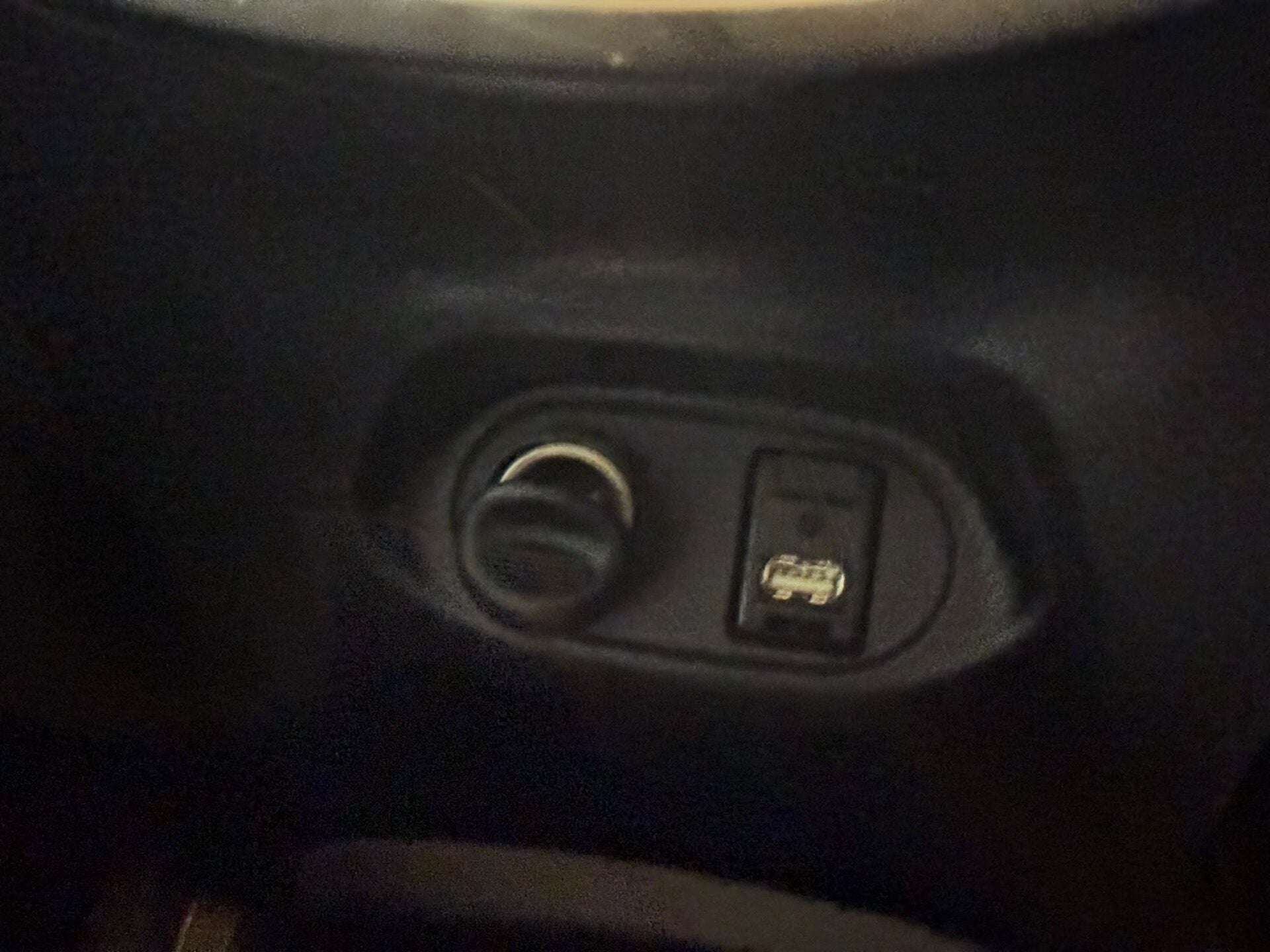 2017 TOYOTA YARIS 2017 TOYOTA YARIS