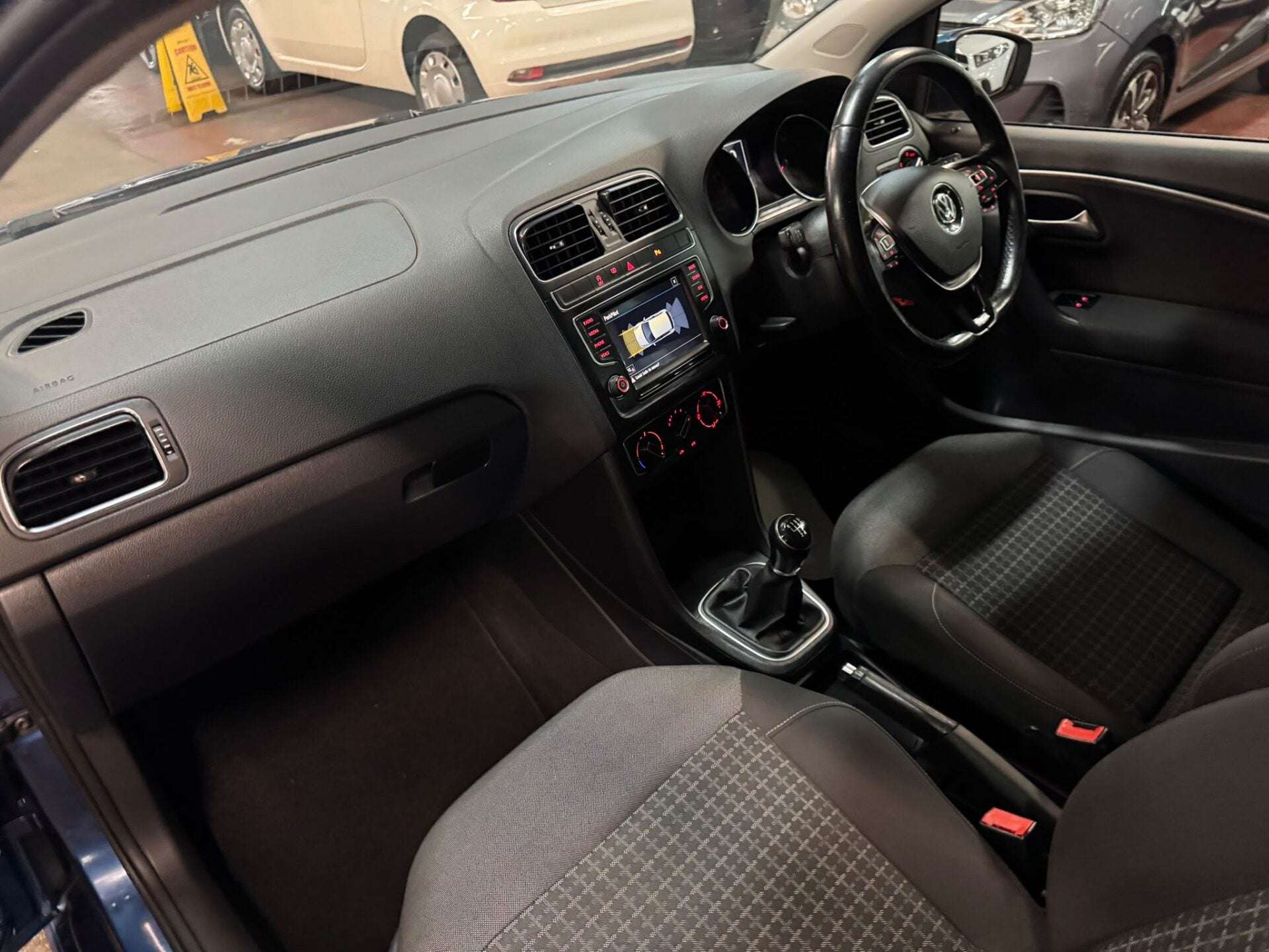 2017 VOLKSWAGEN POLO 2017 VOLKSWAGEN POLO