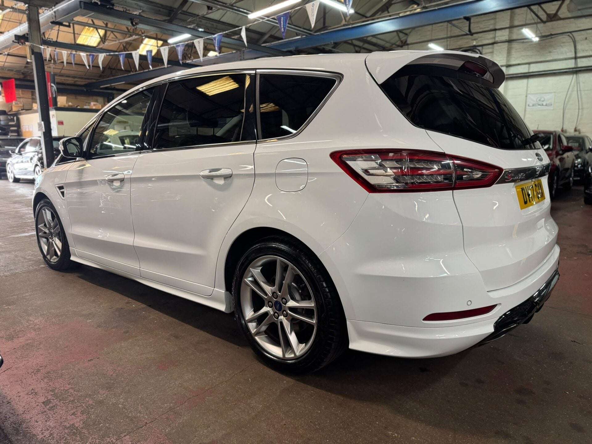 A 2017 FORD S-MAX TITANIUM SPORT TDCI A 2017 FORD S-MAX TITANIUM SPORT TDCI