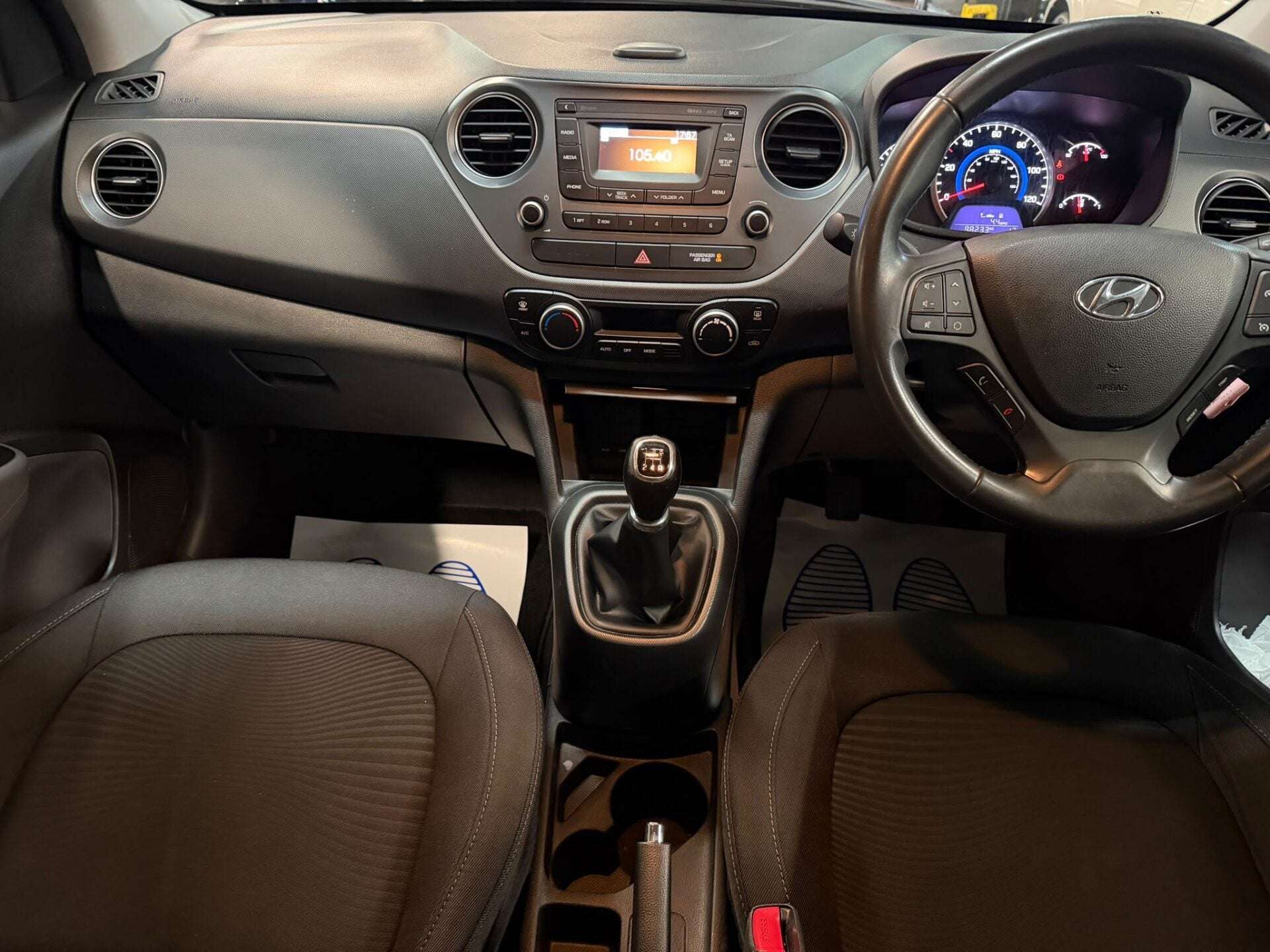 2017 HYUNDAI I10 2017 HYUNDAI I10