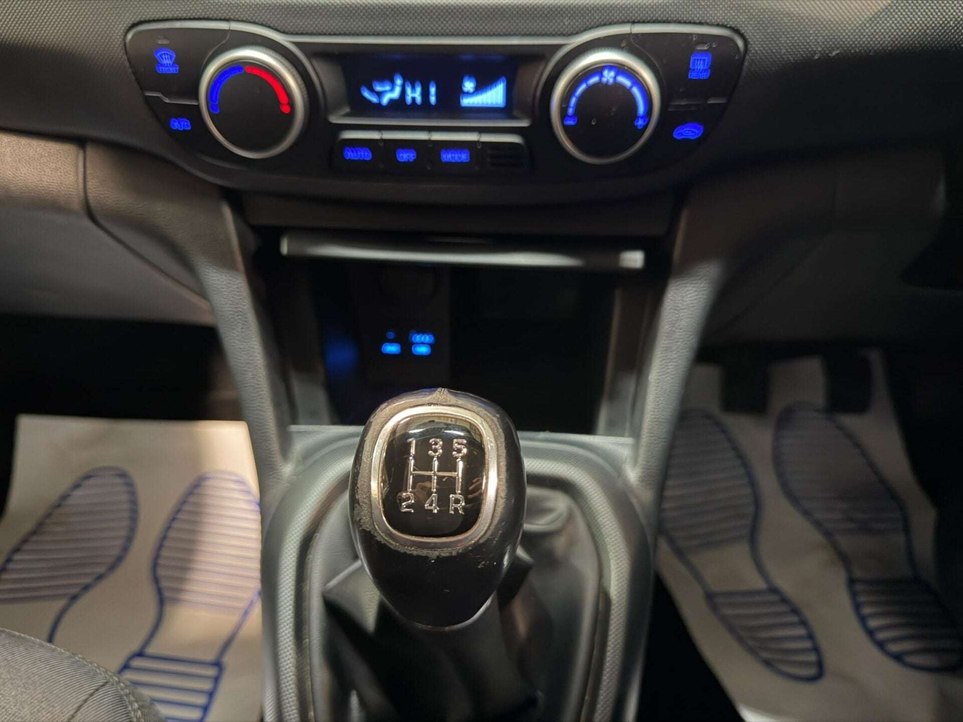 2017 HYUNDAI I10 2017 HYUNDAI I10