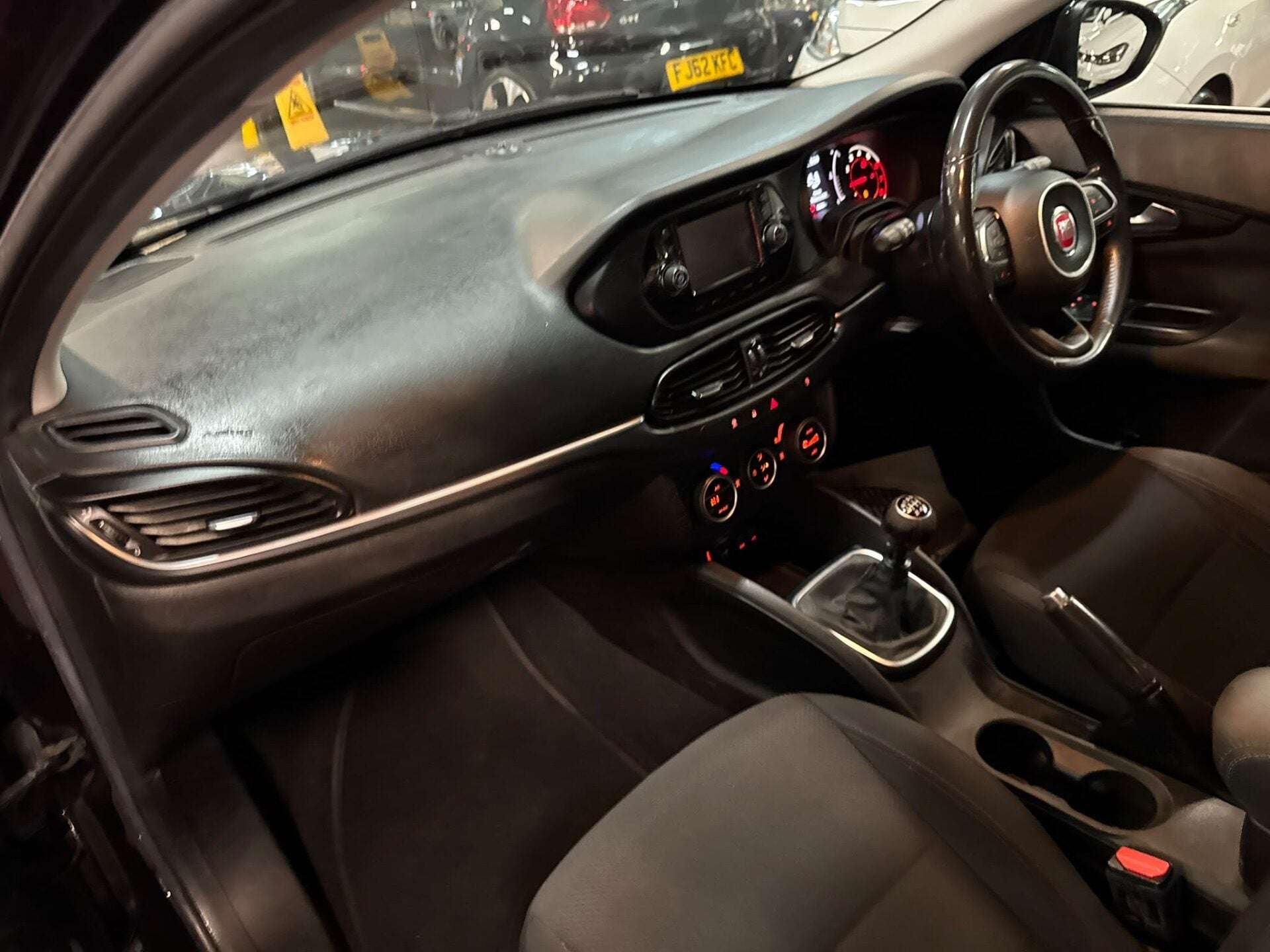 2017 FIAT TIPO 2017 FIAT TIPO