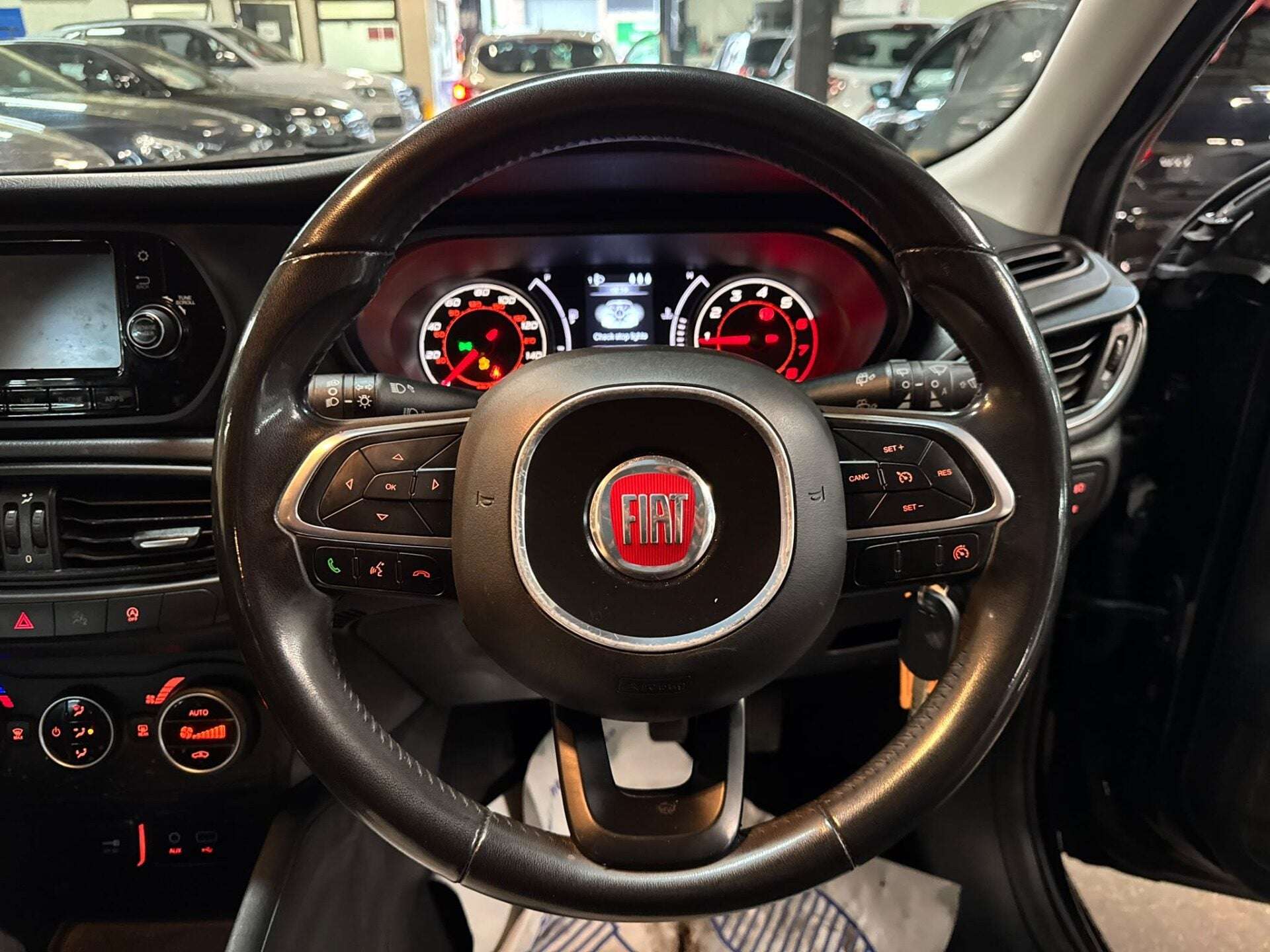 2017 FIAT TIPO 2017 FIAT TIPO