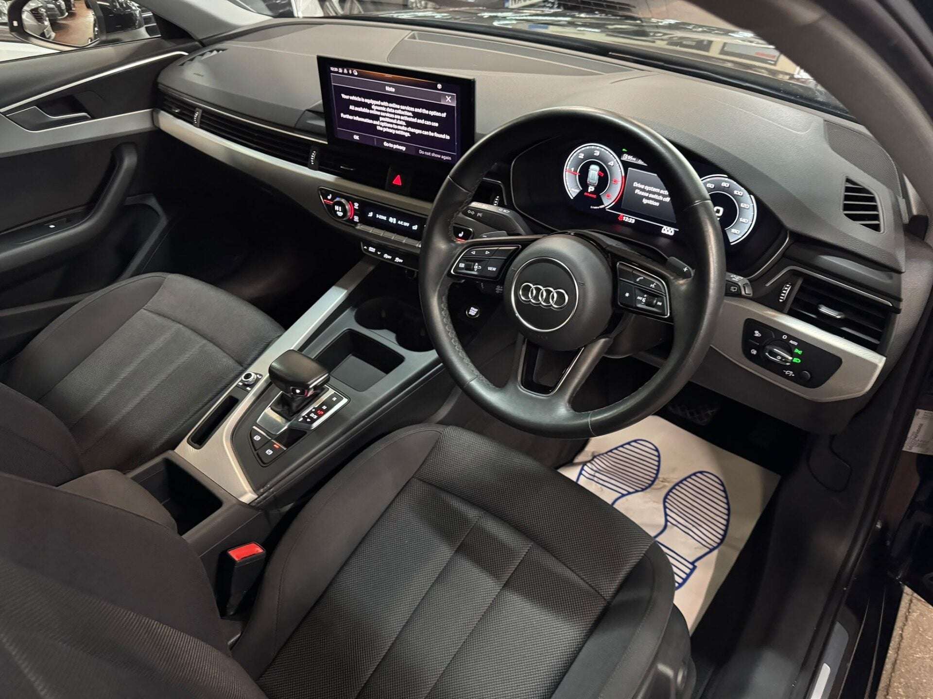 2023 AUDI A4 2023 AUDI A4