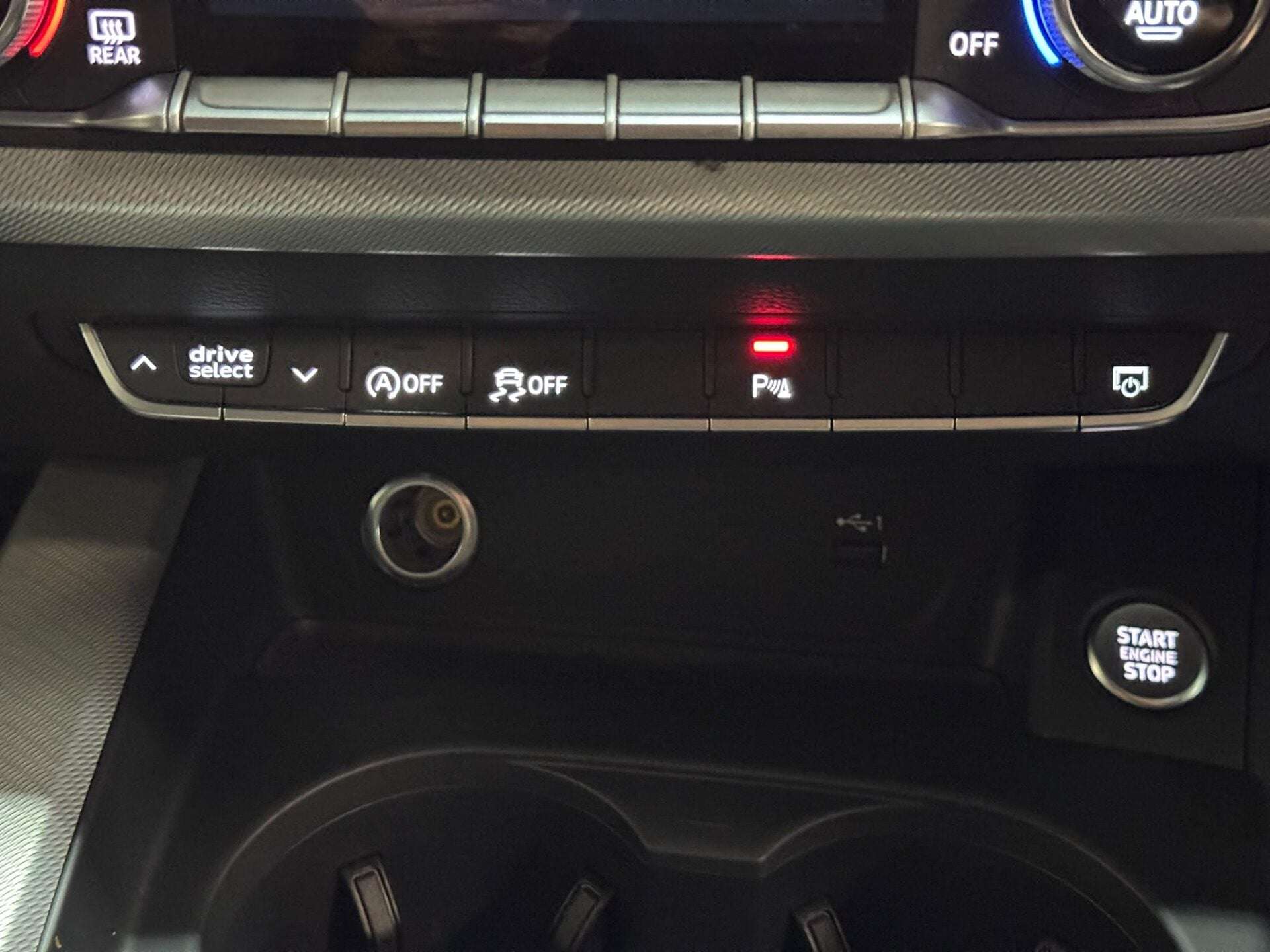 2023 AUDI A4 2023 AUDI A4
