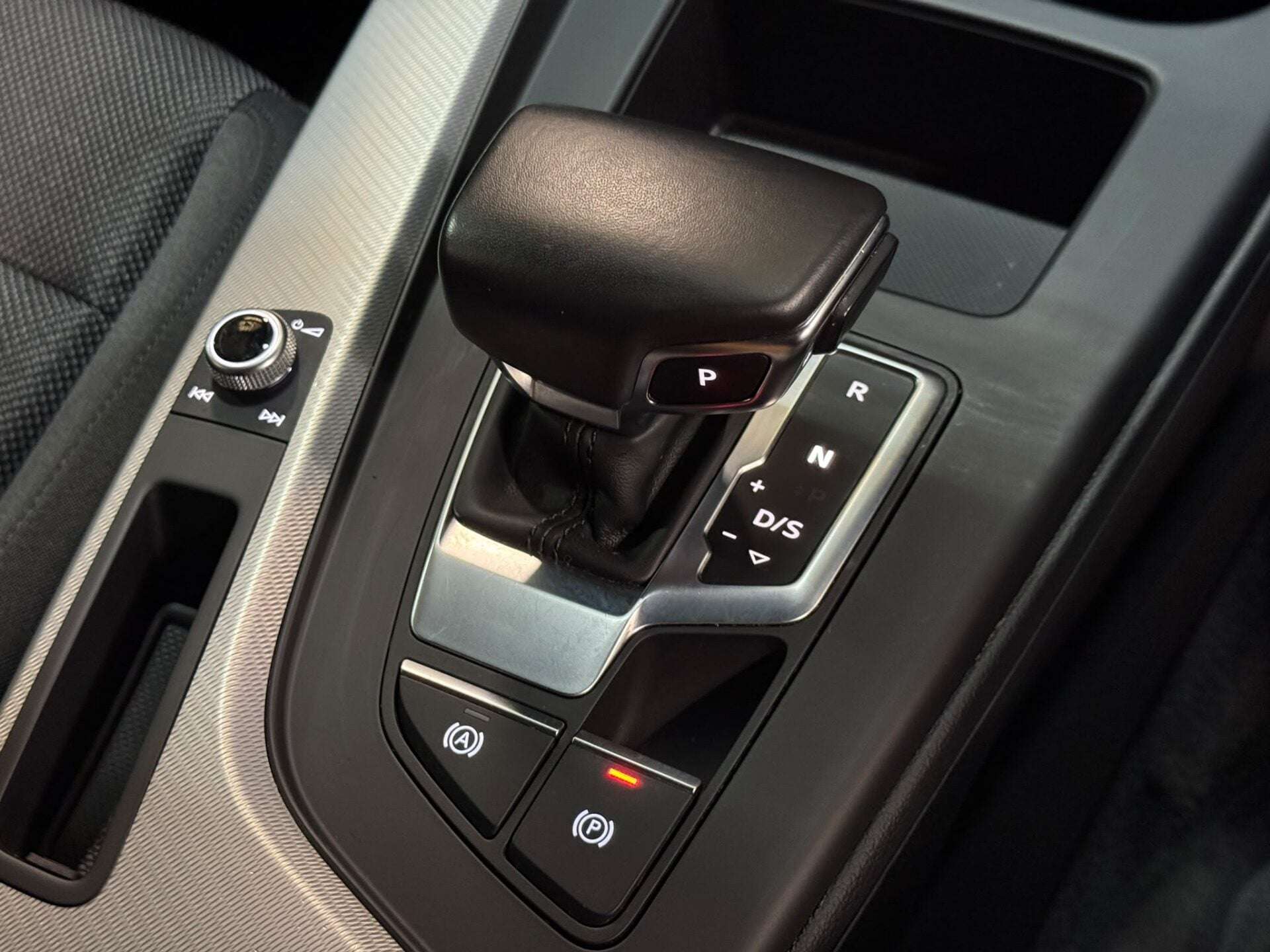 2023 AUDI A4 2023 AUDI A4