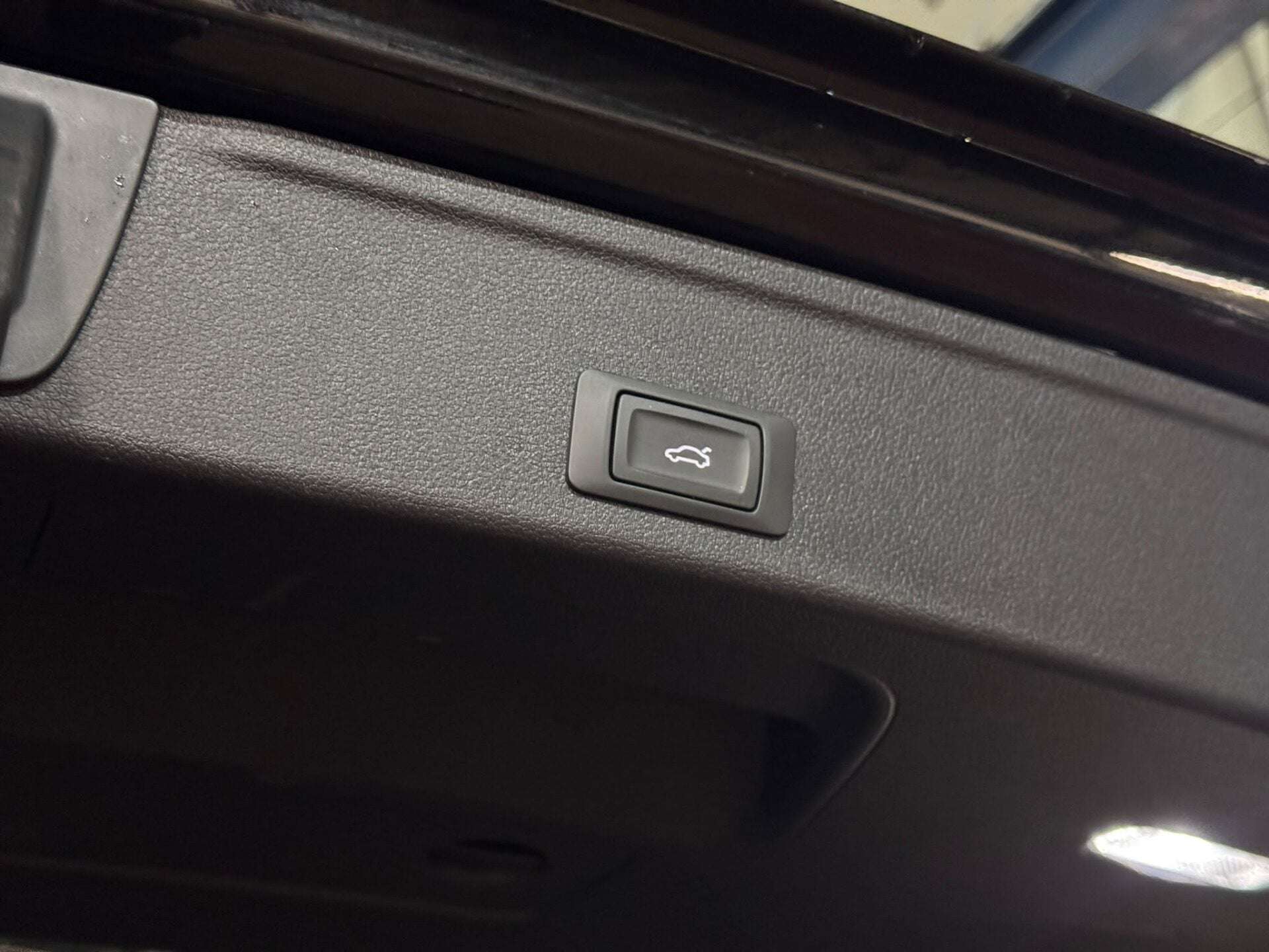 2023 AUDI A4 2023 AUDI A4