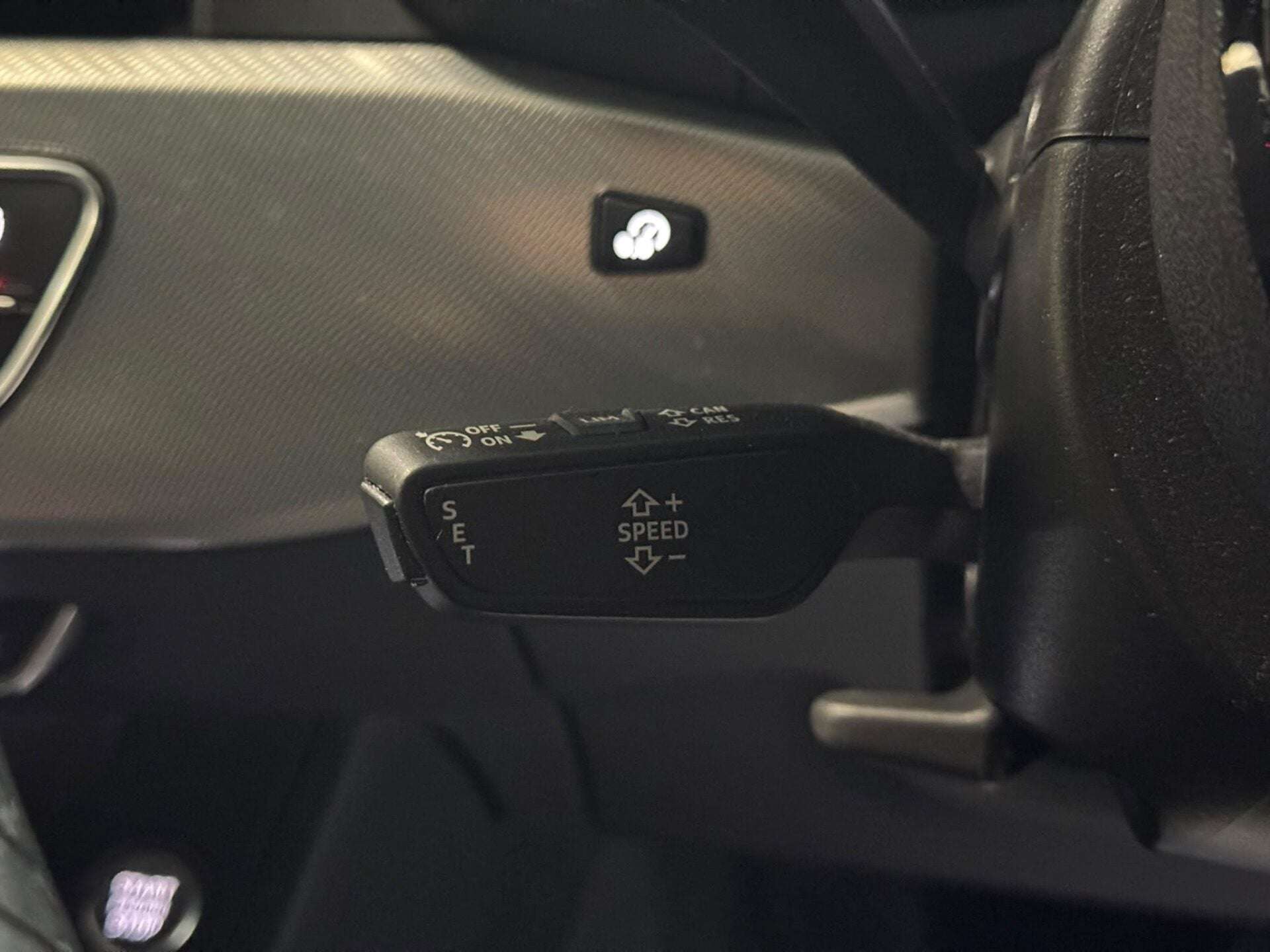 2023 AUDI A4 2023 AUDI A4