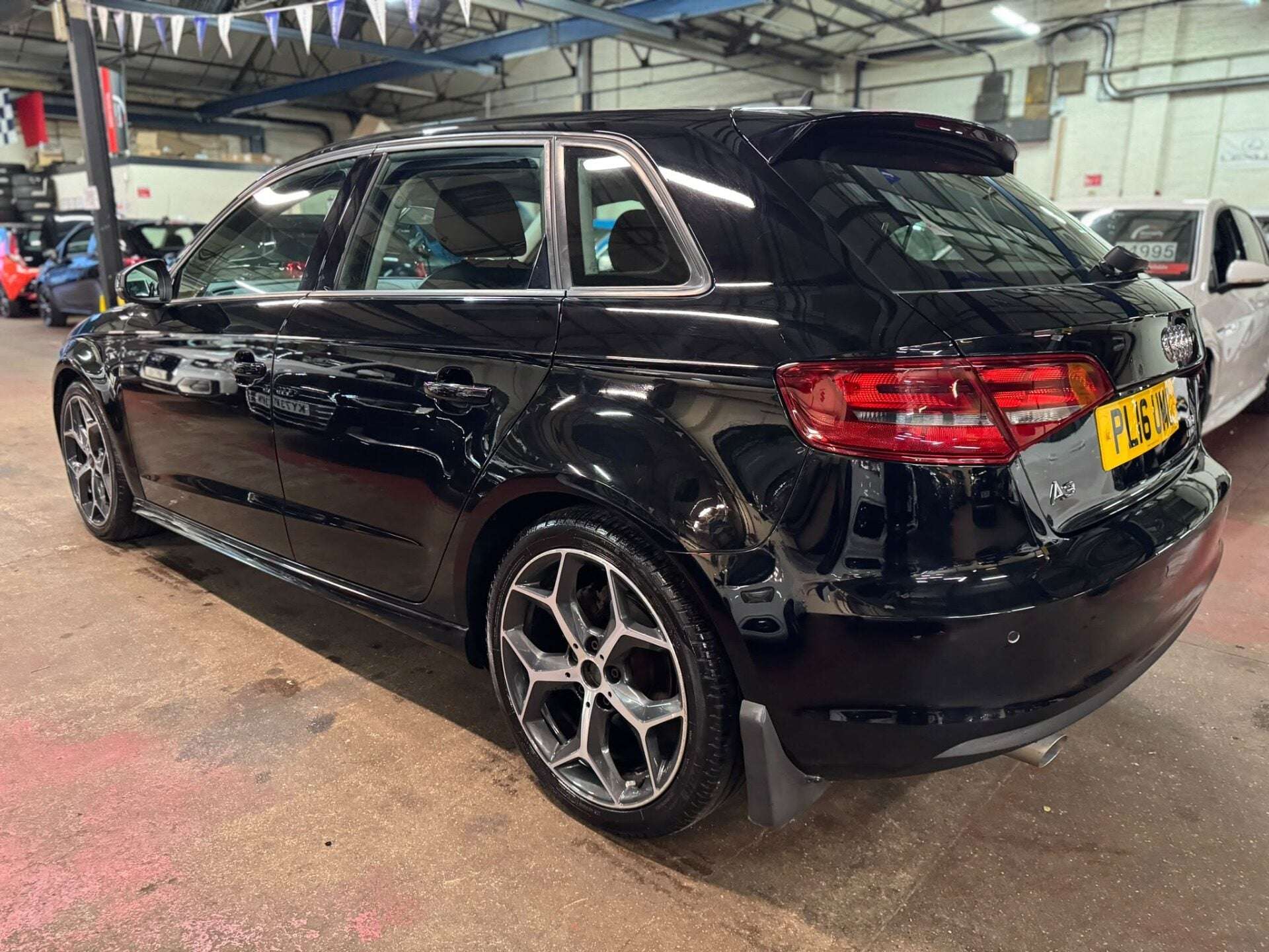 A 2016 AUDI A3 TDI ULTRA SE TECHNIK A 2016 AUDI A3 TDI ULTRA SE TECHNIK