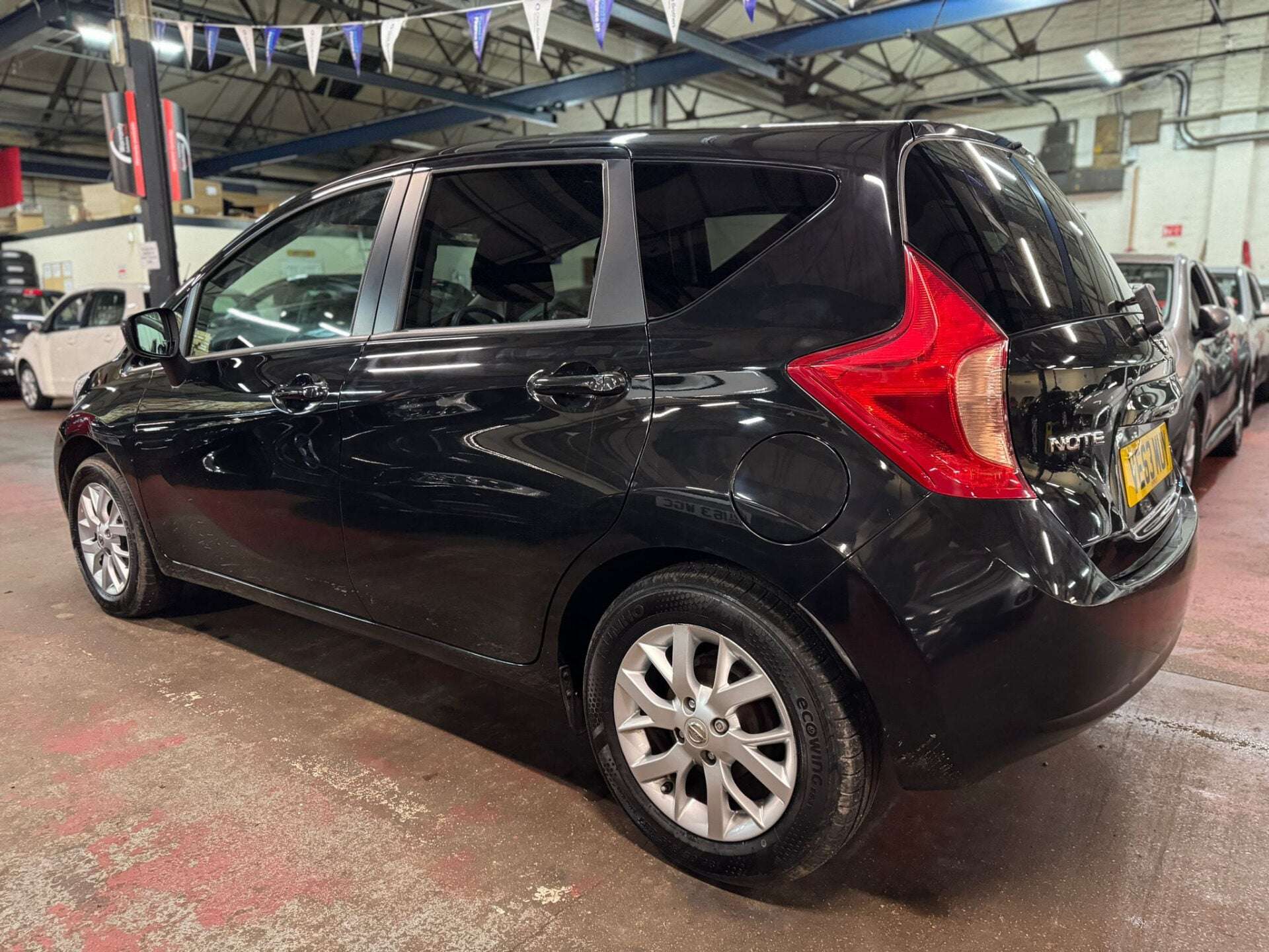 A 2014 NISSAN NOTE ACENTA PREMIUM A 2014 NISSAN NOTE ACENTA PREMIUM