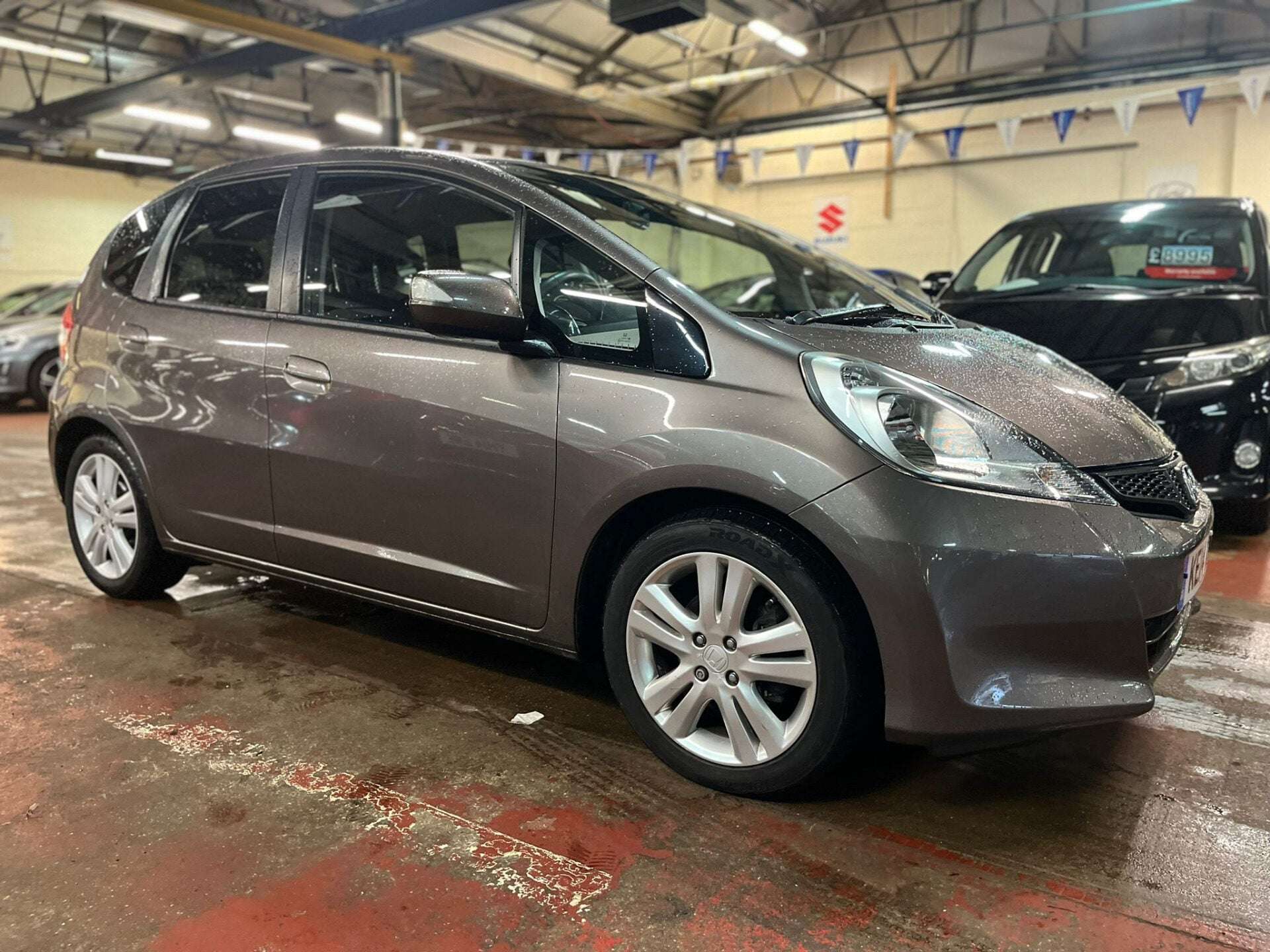 A 2014 HONDA JAZZ I-VTEC ES PLUS A 2014 HONDA JAZZ I-VTEC ES PLUS