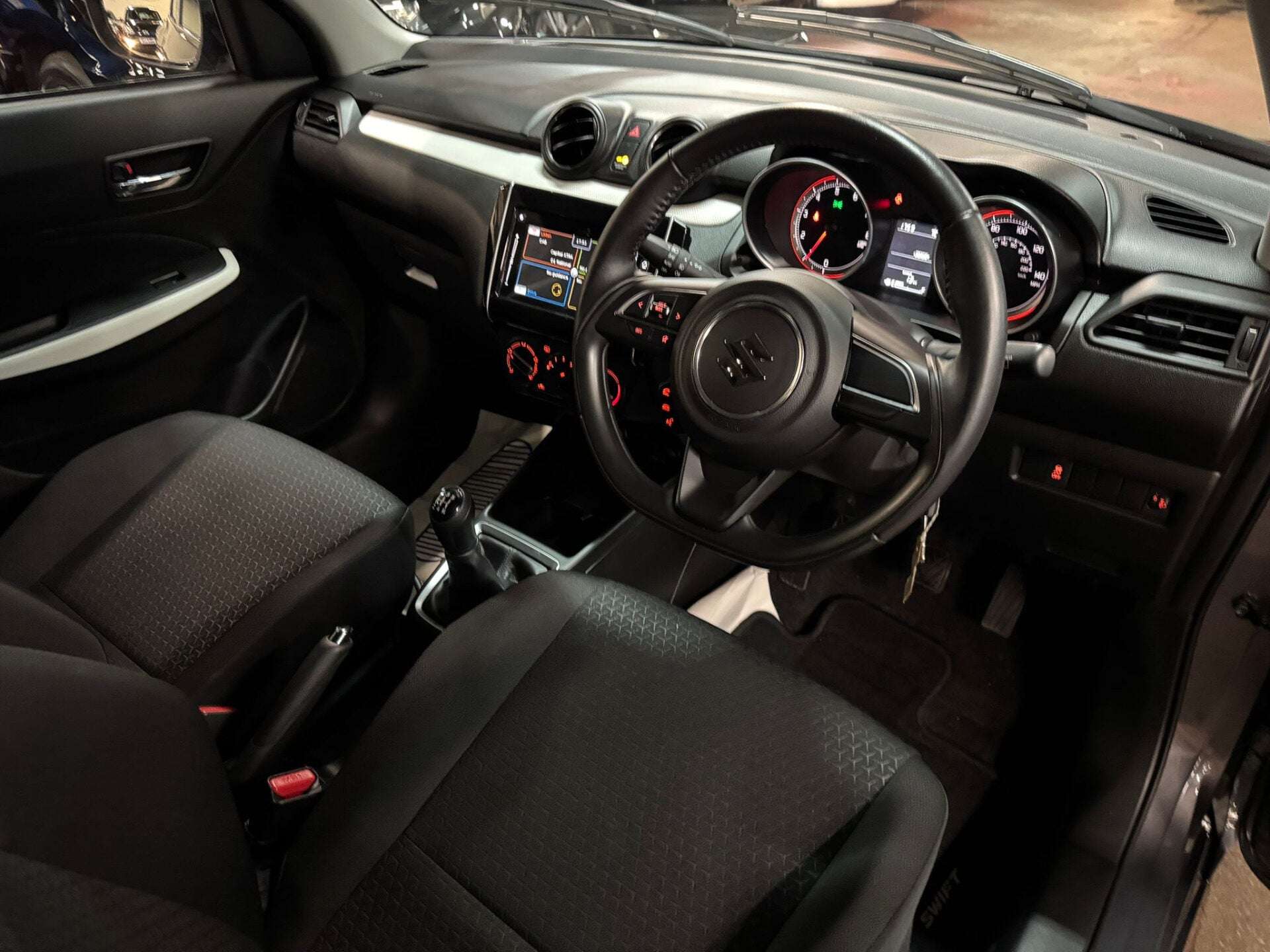 2018 SUZUKI SWIFT 2018 SUZUKI SWIFT