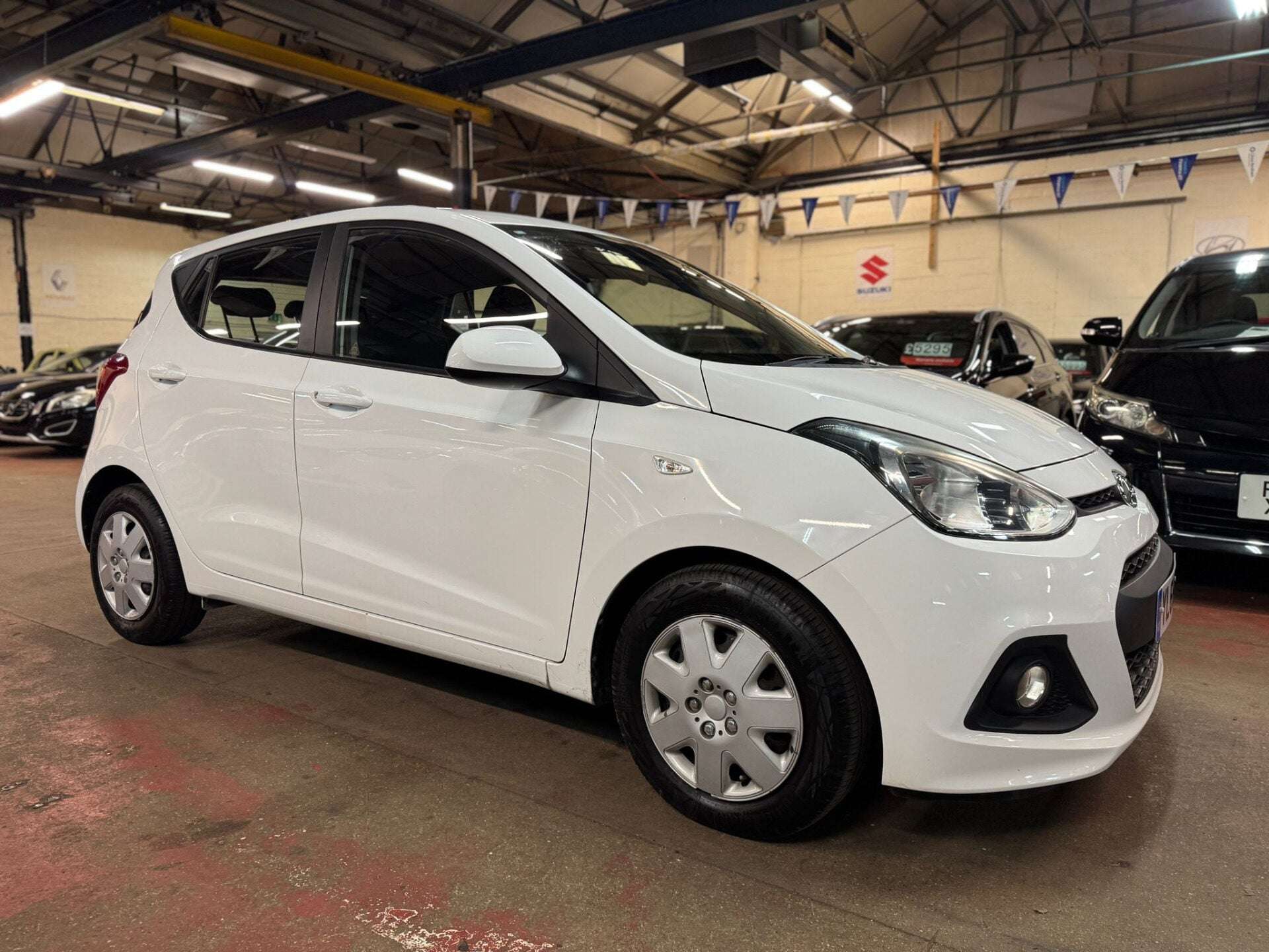 A 2016 HYUNDAI I10 SE BLUE DRIVE A 2016 HYUNDAI I10 SE BLUE DRIVE