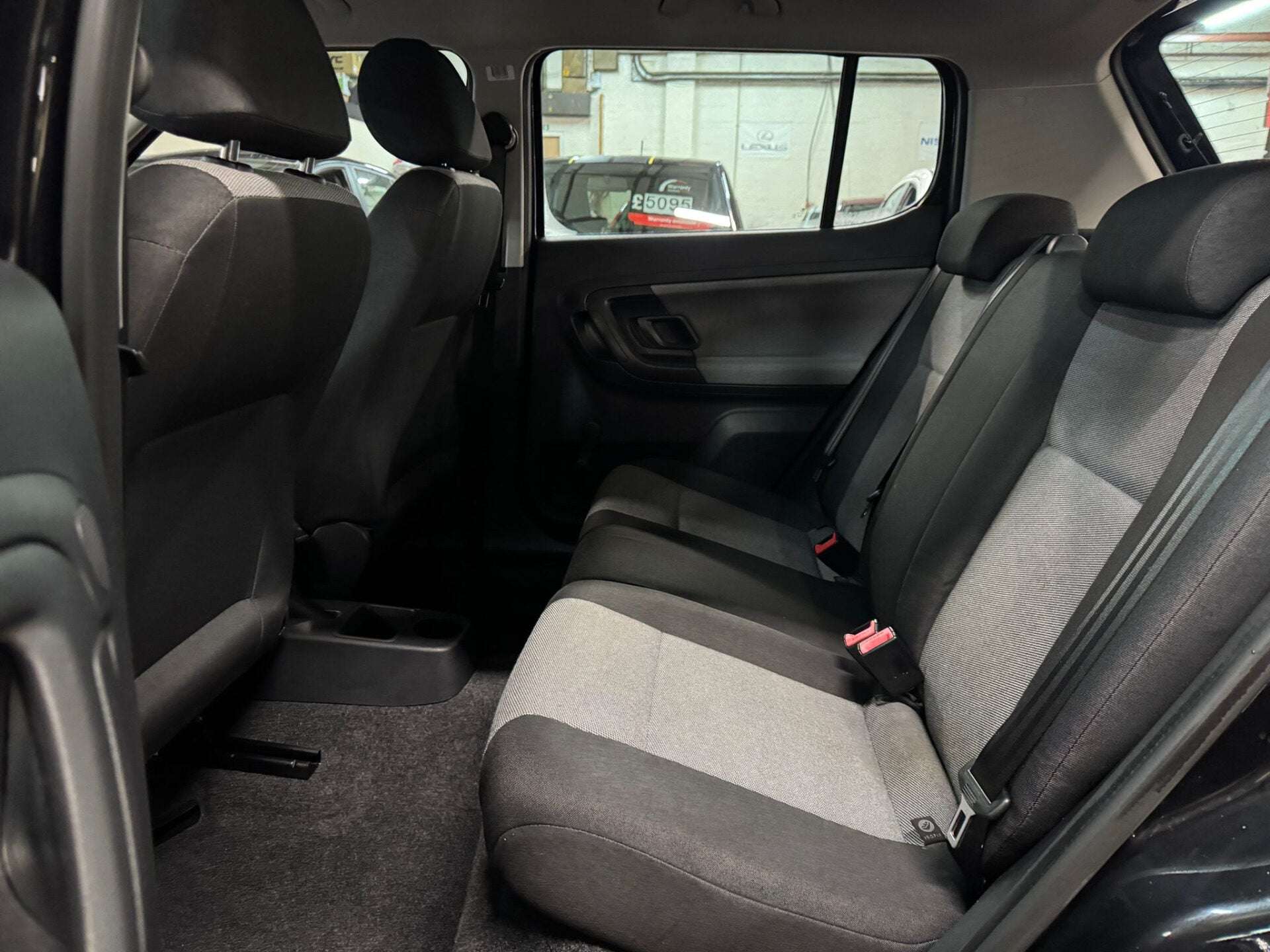 2014 SKODA FABIA 2014 SKODA FABIA