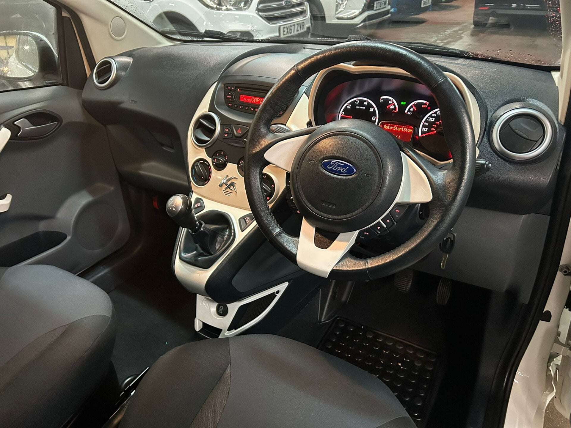 2013 FORD KA 2013 FORD KA