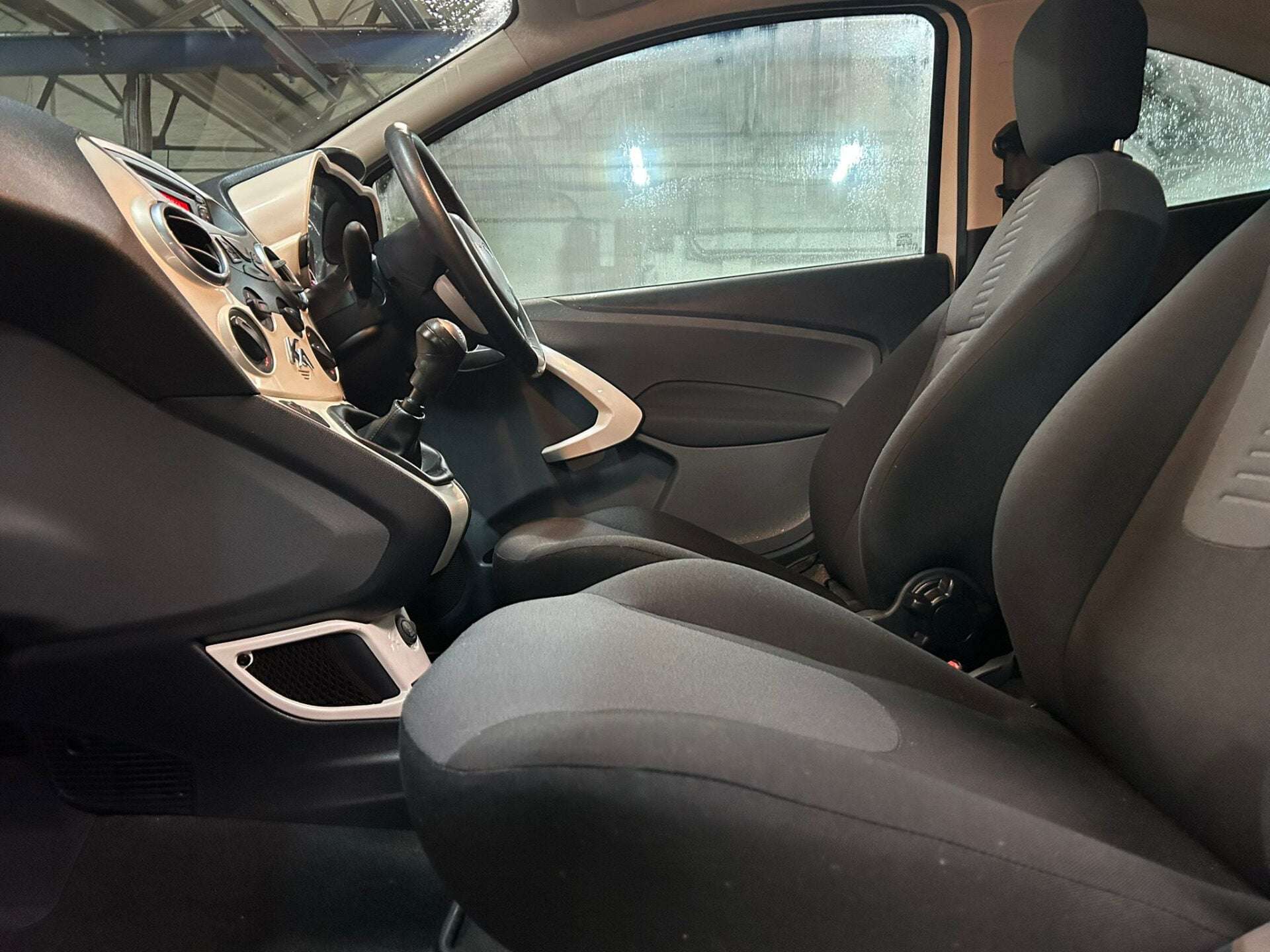 2013 FORD KA 2013 FORD KA