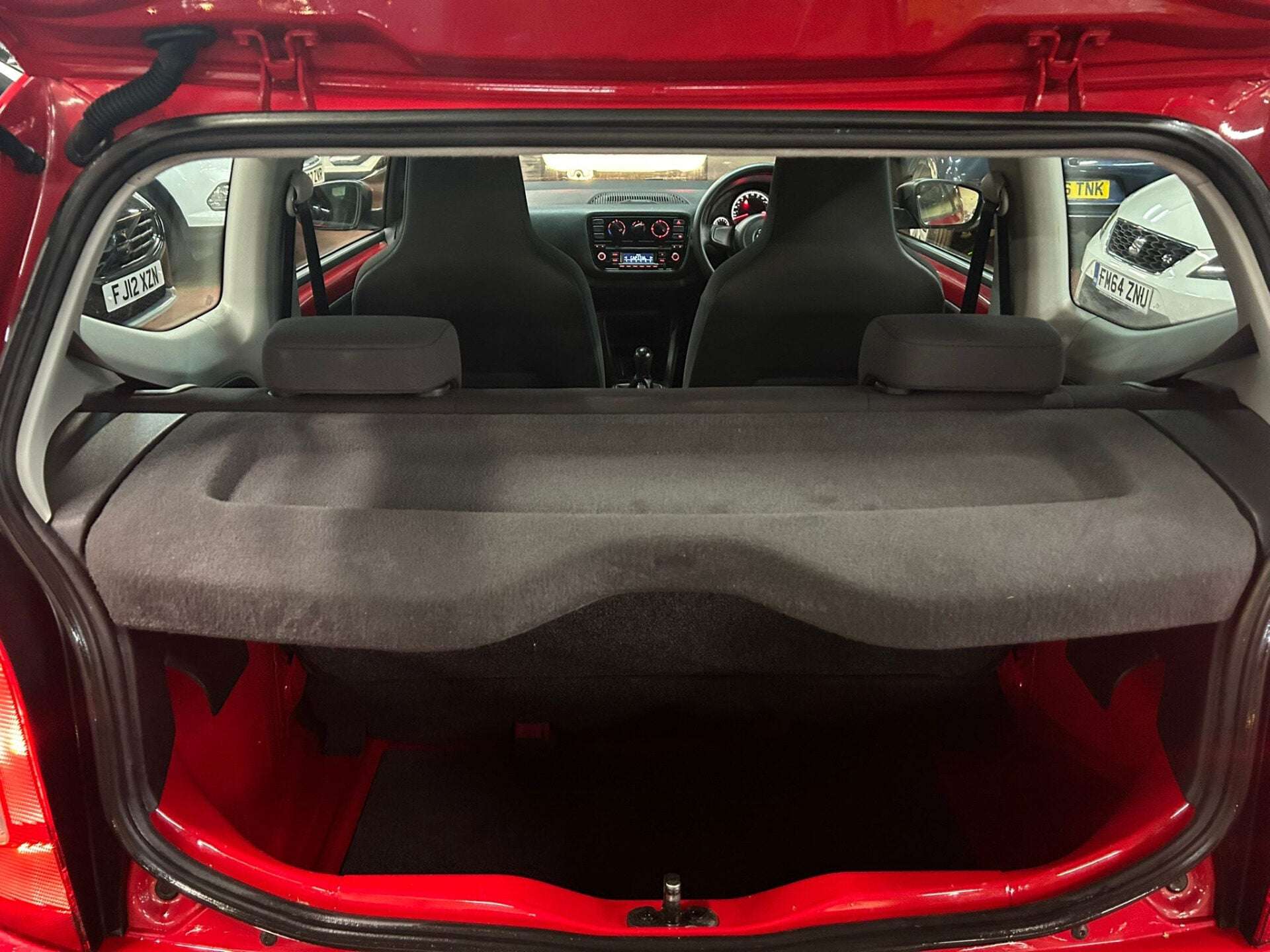 2014 VOLKSWAGEN UP 2014 VOLKSWAGEN UP