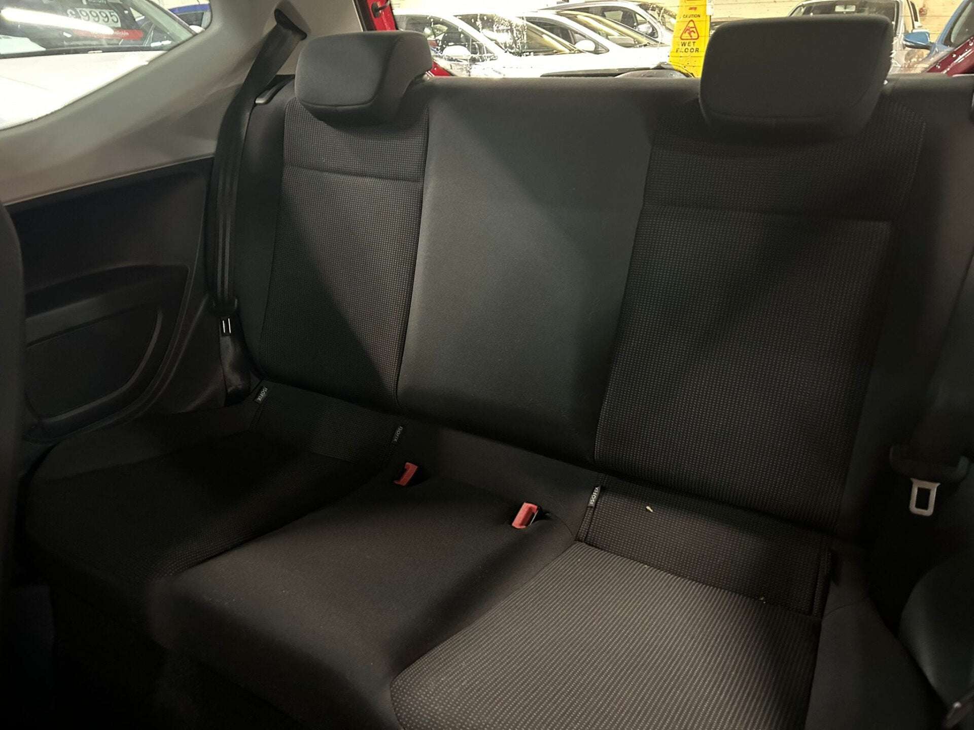 2014 VOLKSWAGEN UP 2014 VOLKSWAGEN UP