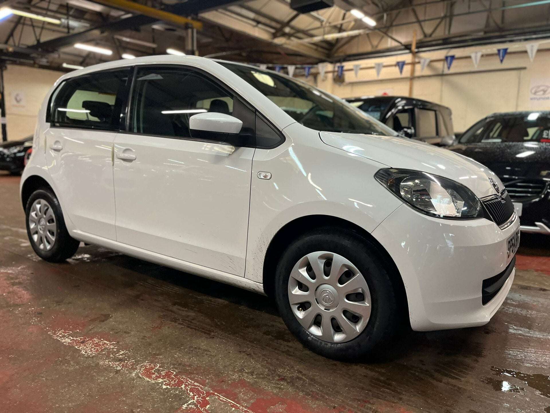 A 2015 SKODA CITIGO SE 12V A 2015 SKODA CITIGO SE 12V