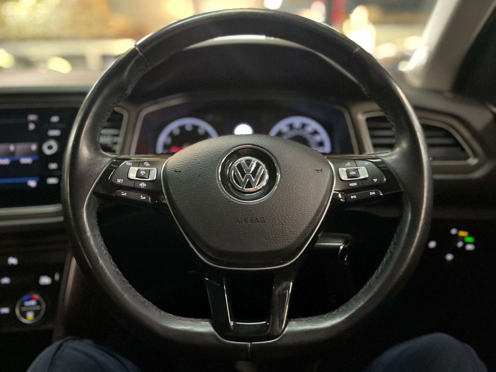 2018 VOLKSWAGEN T-ROC 2018 VOLKSWAGEN T-ROC