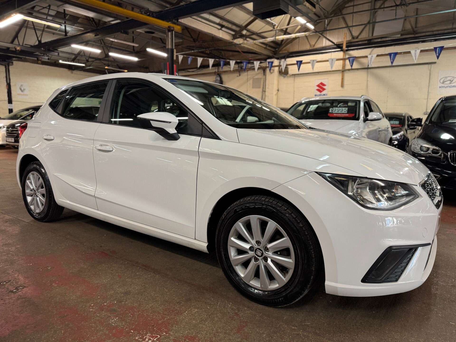 A 2017 SEAT IBIZA MPI SE A 2017 SEAT IBIZA MPI SE