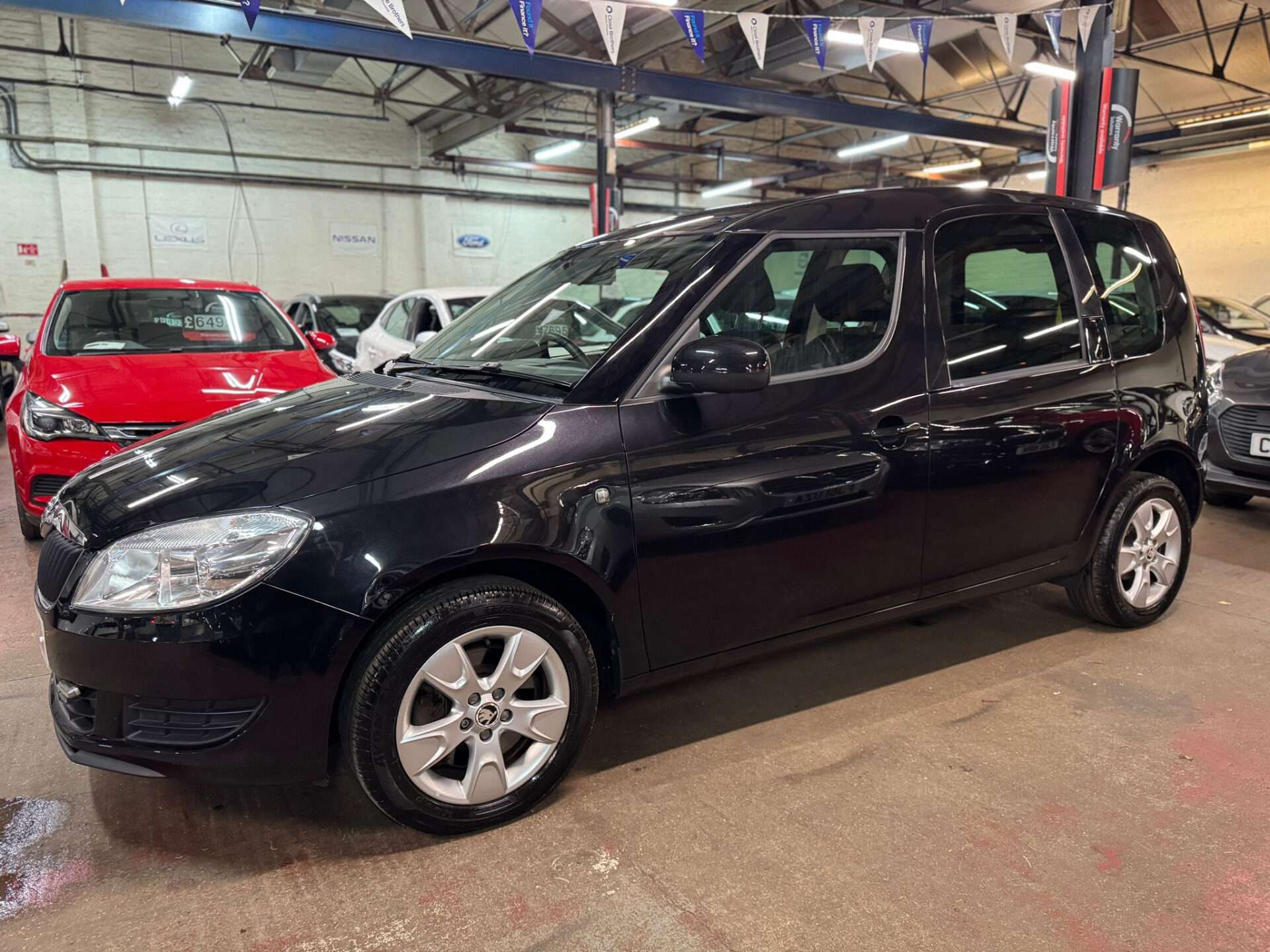 A 2015 SKODA ROOMSTER SE TSI A 2015 SKODA ROOMSTER SE TSI