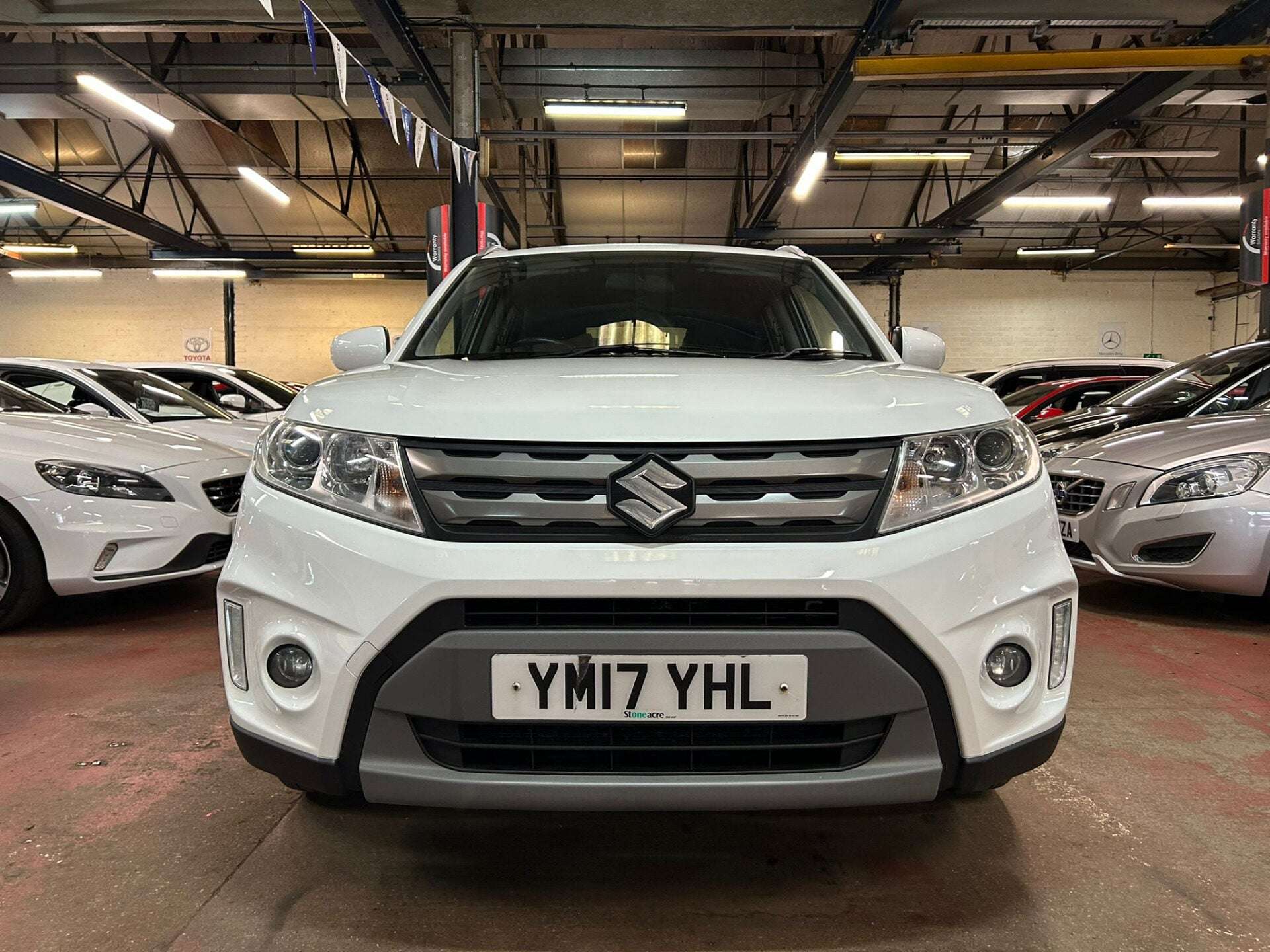 A 2017 SUZUKI VITARA SZ-T A 2017 SUZUKI VITARA SZ-T