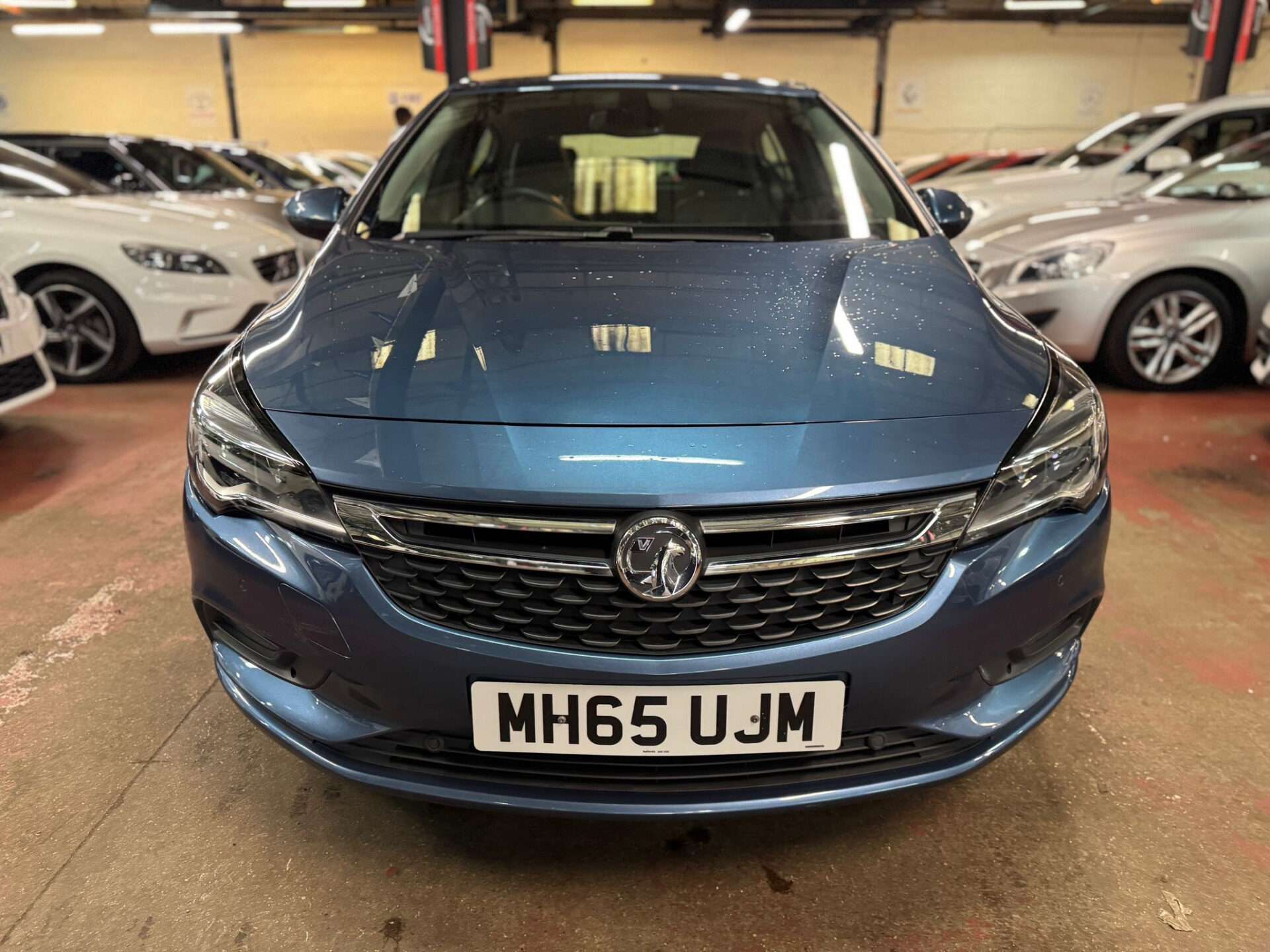 A 2016 VAUXHALL ASTRA ELITE NAV CDTI S/S A 2016 VAUXHALL ASTRA ELITE NAV CDTI S/S