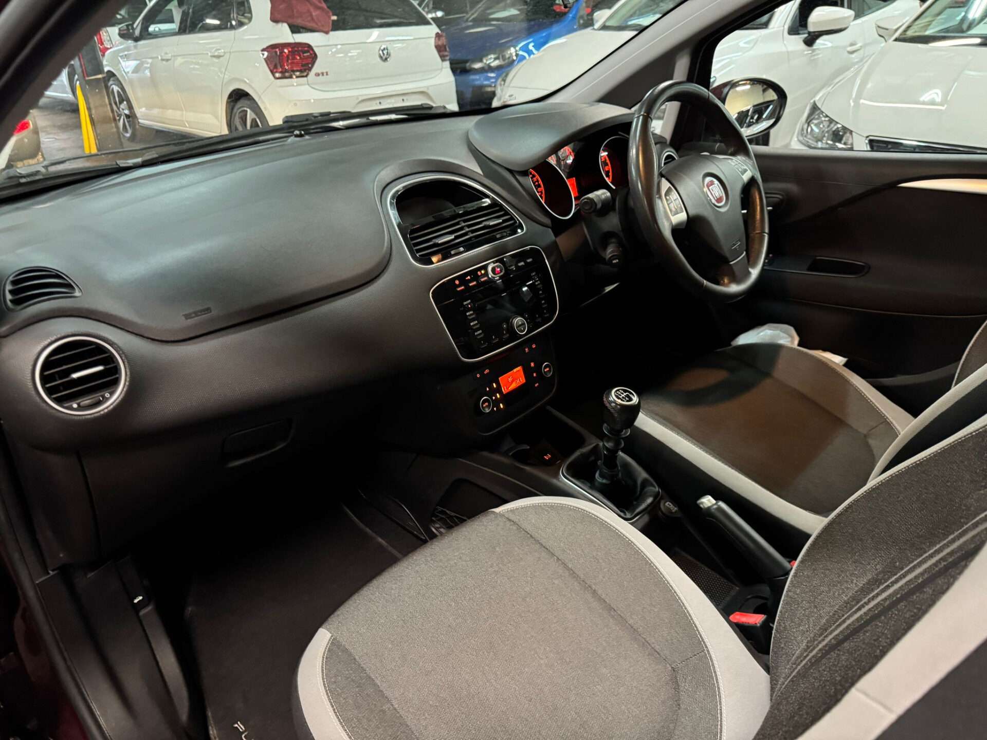 2013 FIAT PUNTO 2013 FIAT PUNTO