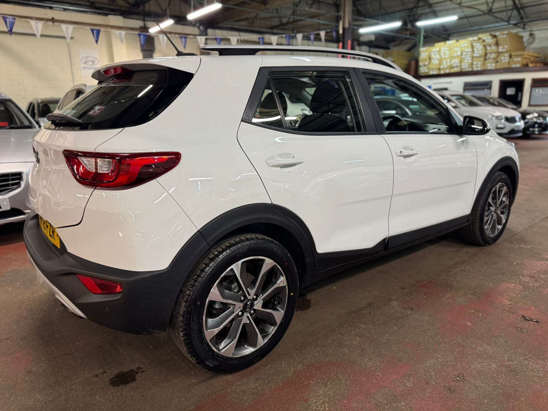 2018 KIA STONIC 2018 KIA STONIC