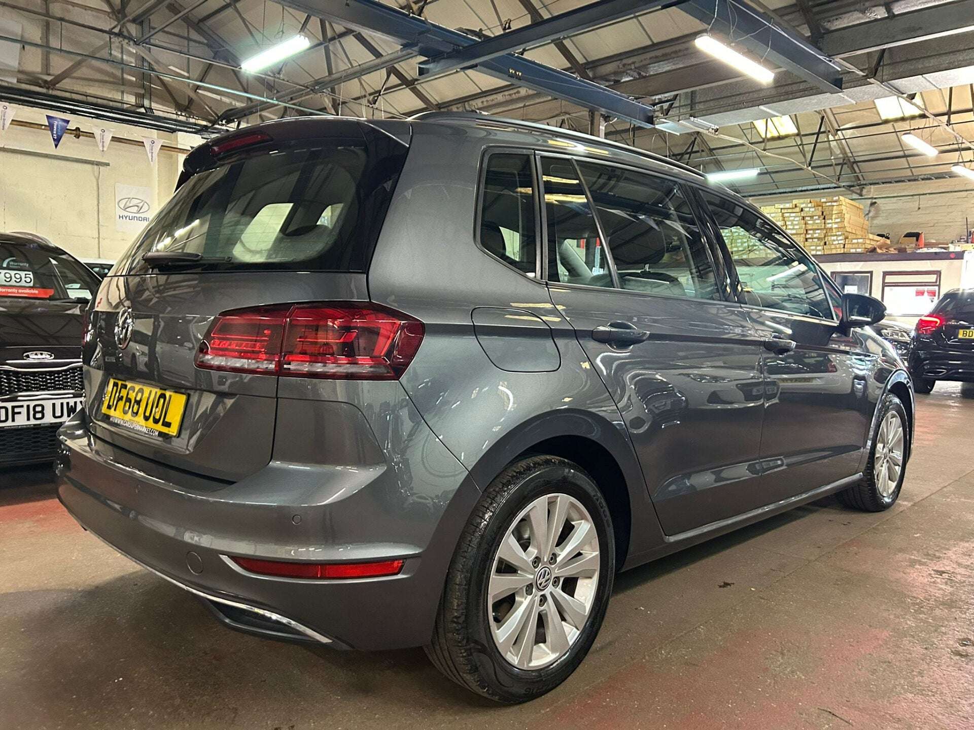 2019 VOLKSWAGEN GOLF SV 2019 VOLKSWAGEN GOLF SV