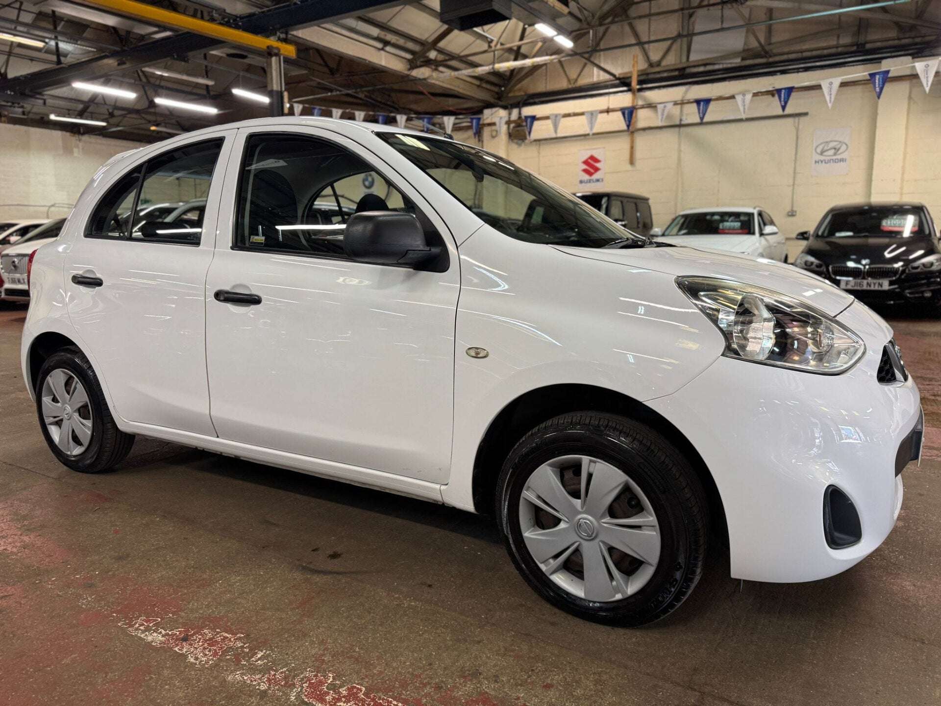 A 2016 NISSAN MICRA VISIA A 2016 NISSAN MICRA VISIA