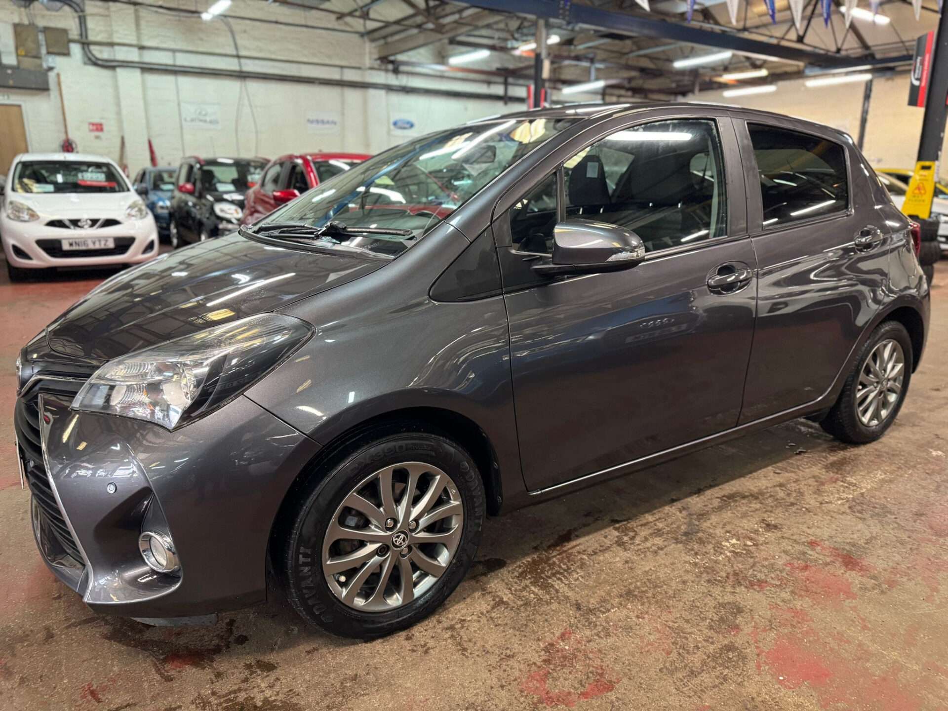 A 2016 TOYOTA YARIS VVT-I ICON A 2016 TOYOTA YARIS VVT-I ICON