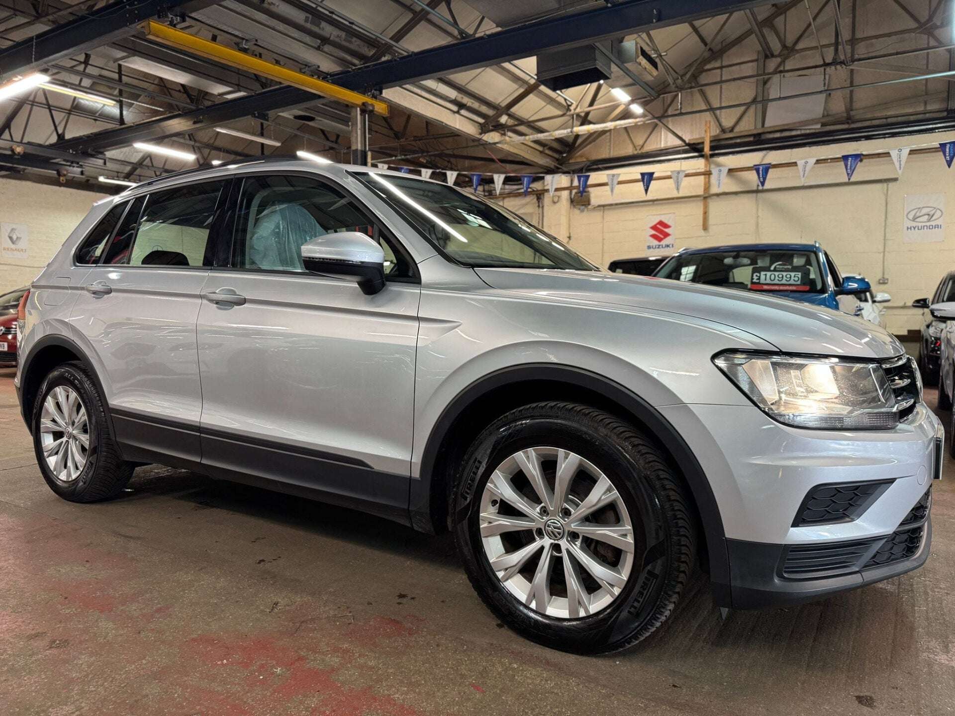 A 2020 VOLKSWAGEN TIGUAN S TDI A 2020 VOLKSWAGEN TIGUAN S TDI