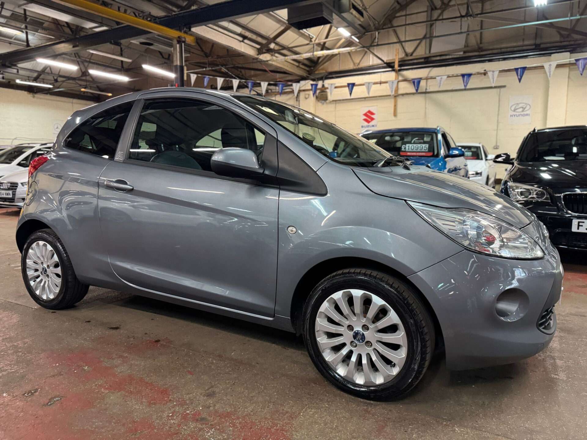A 2012 FORD KA ZETEC A 2012 FORD KA ZETEC