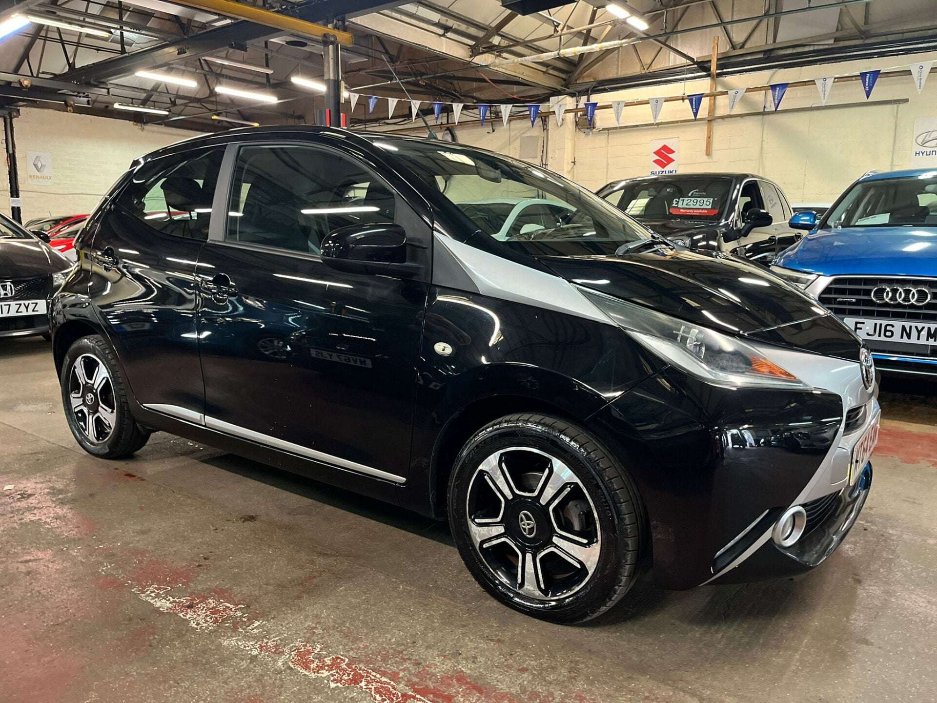 A 2014 TOYOTA AYGO VVT-I X-CLUSIV A 2014 TOYOTA AYGO VVT-I X-CLUSIV