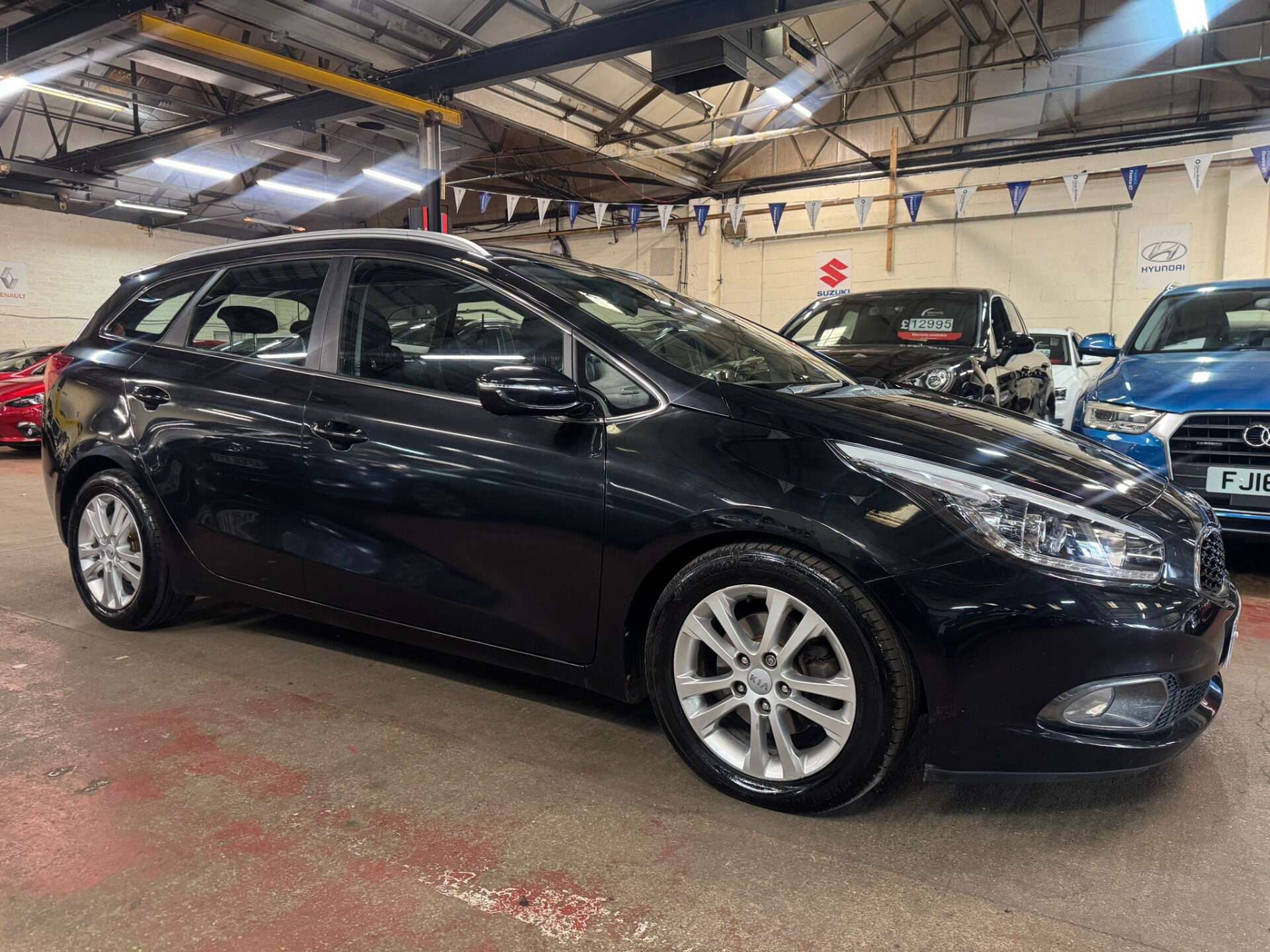 A 2012 KIA CEED CRDI 2 A 2012 KIA CEED CRDI 2