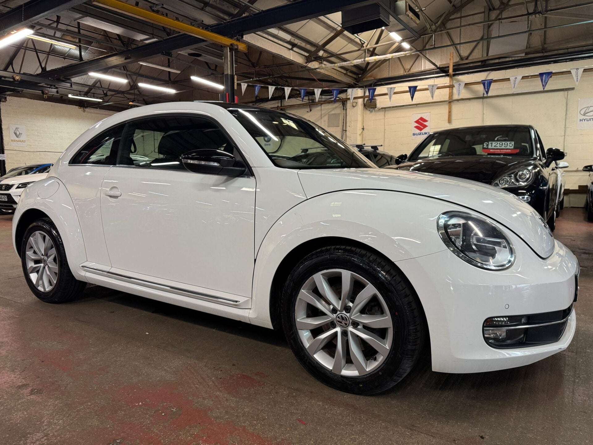 A 2012 VOLKSWAGEN BEETLE DESIGN TSI A 2012 VOLKSWAGEN BEETLE DESIGN TSI