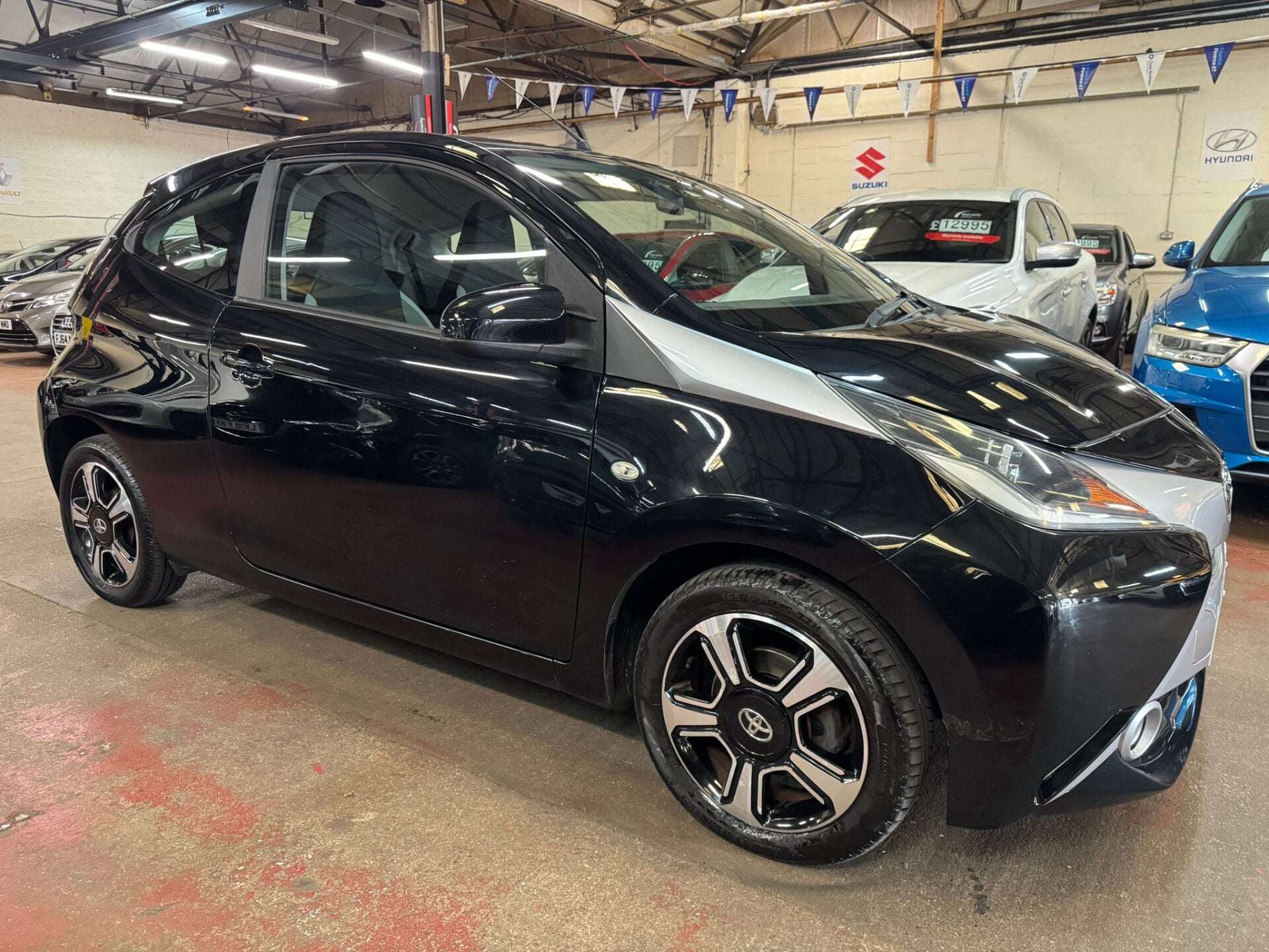 A 2015 TOYOTA AYGO VVT-I X-CLUSIV A 2015 TOYOTA AYGO VVT-I X-CLUSIV