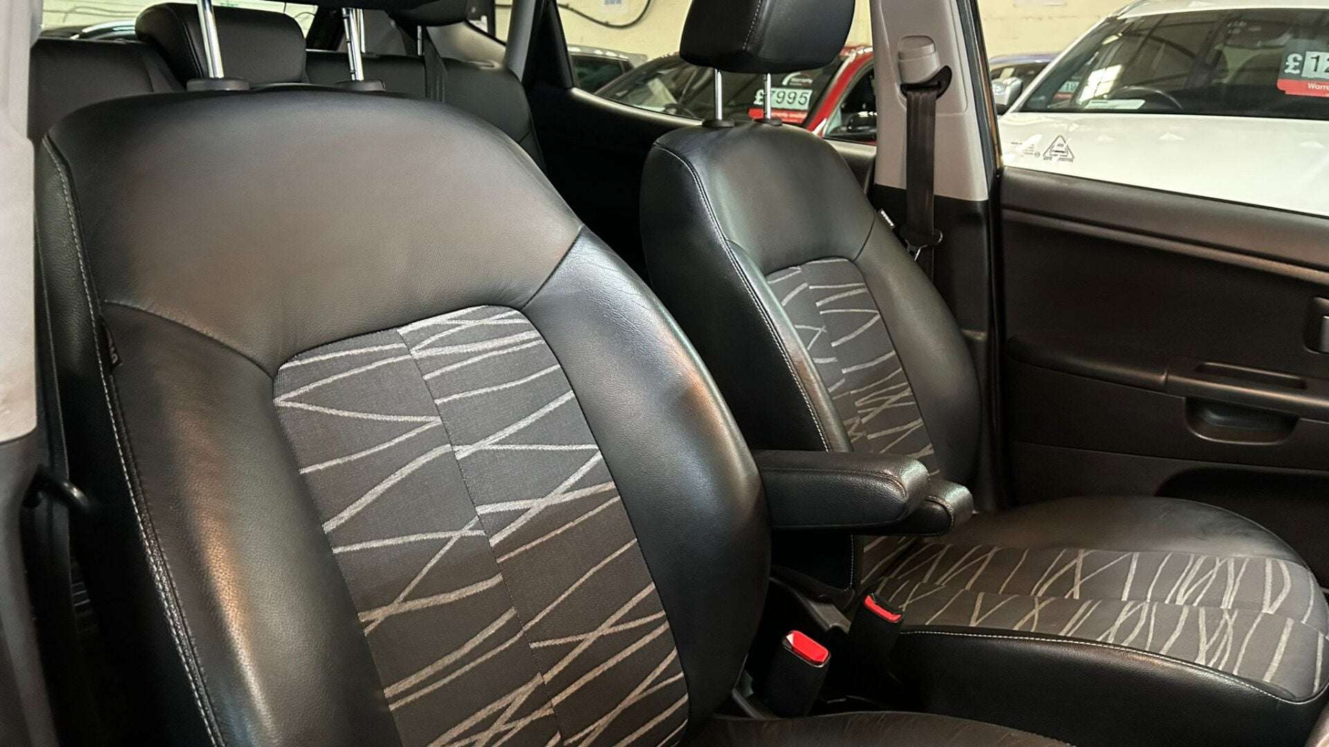 2012 KIA VENGA 2012 KIA VENGA