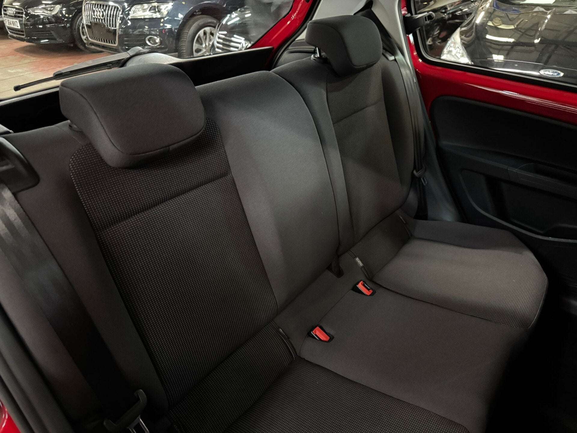 2016 VOLKSWAGEN UP 2016 VOLKSWAGEN UP