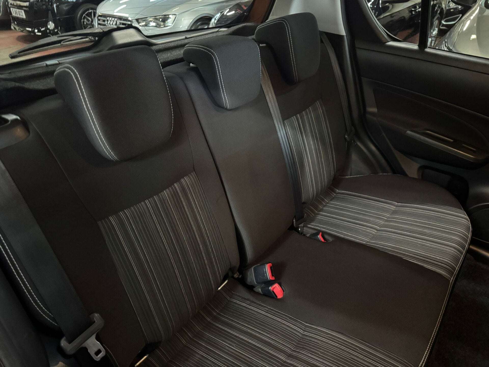 2016 SUZUKI SWIFT 2016 SUZUKI SWIFT