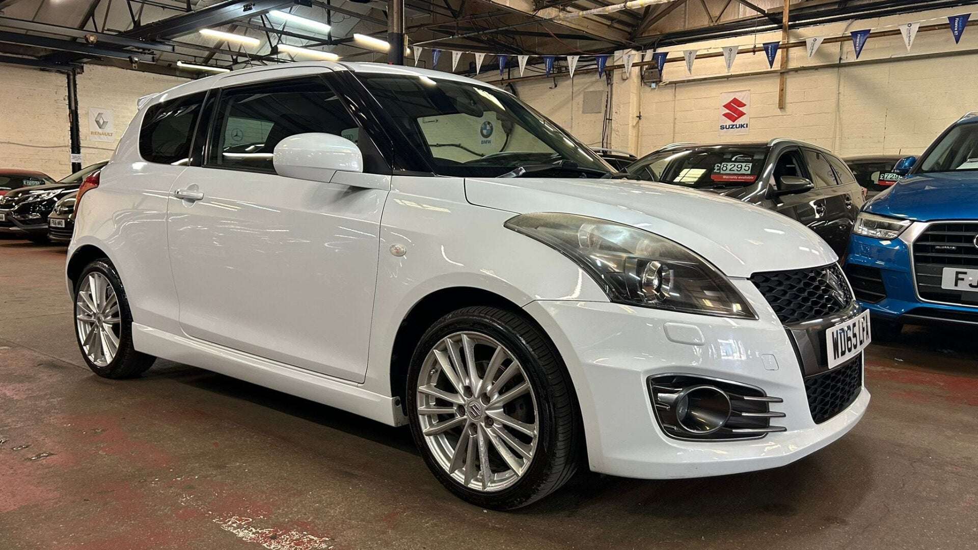 A 2015 SUZUKI SWIFT SPORT A 2015 SUZUKI SWIFT SPORT