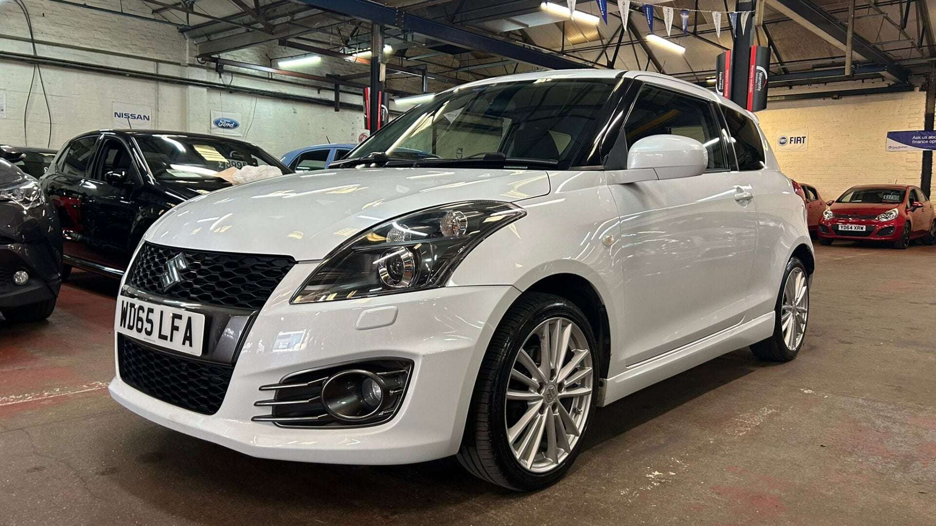 A 2015 SUZUKI SWIFT SPORT A 2015 SUZUKI SWIFT SPORT