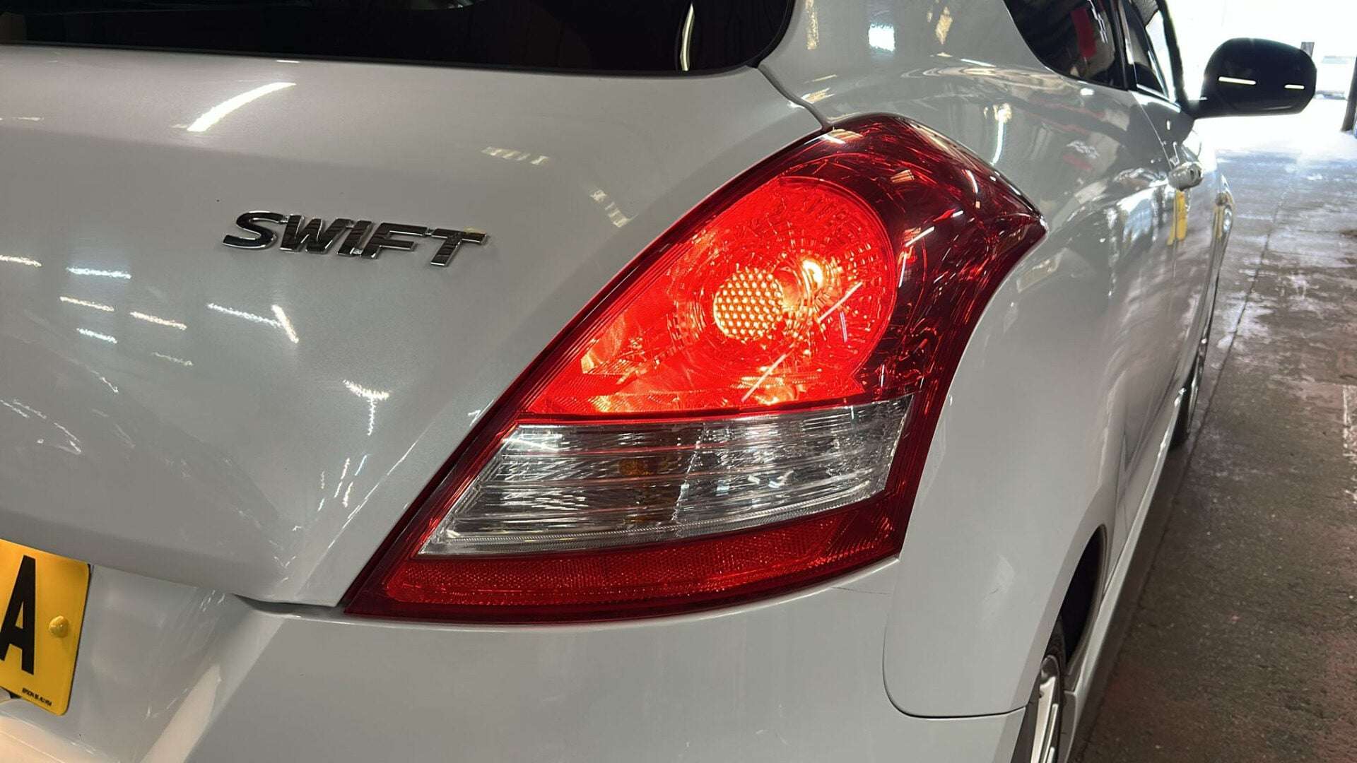2015 SUZUKI SWIFT 2015 SUZUKI SWIFT